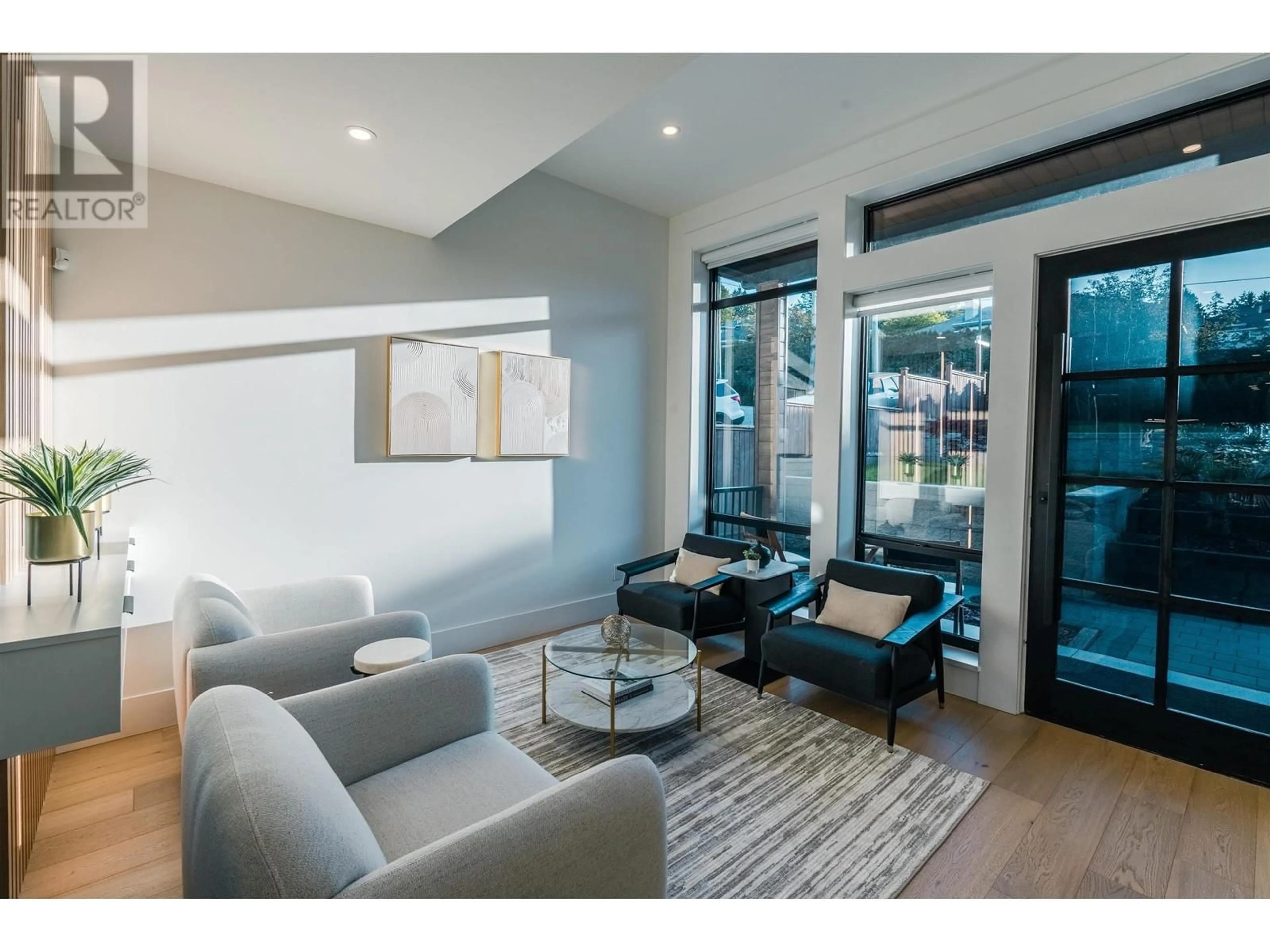 Living room with furniture, unknown for 282 56 STREET, Delta British Columbia V4L1Z2