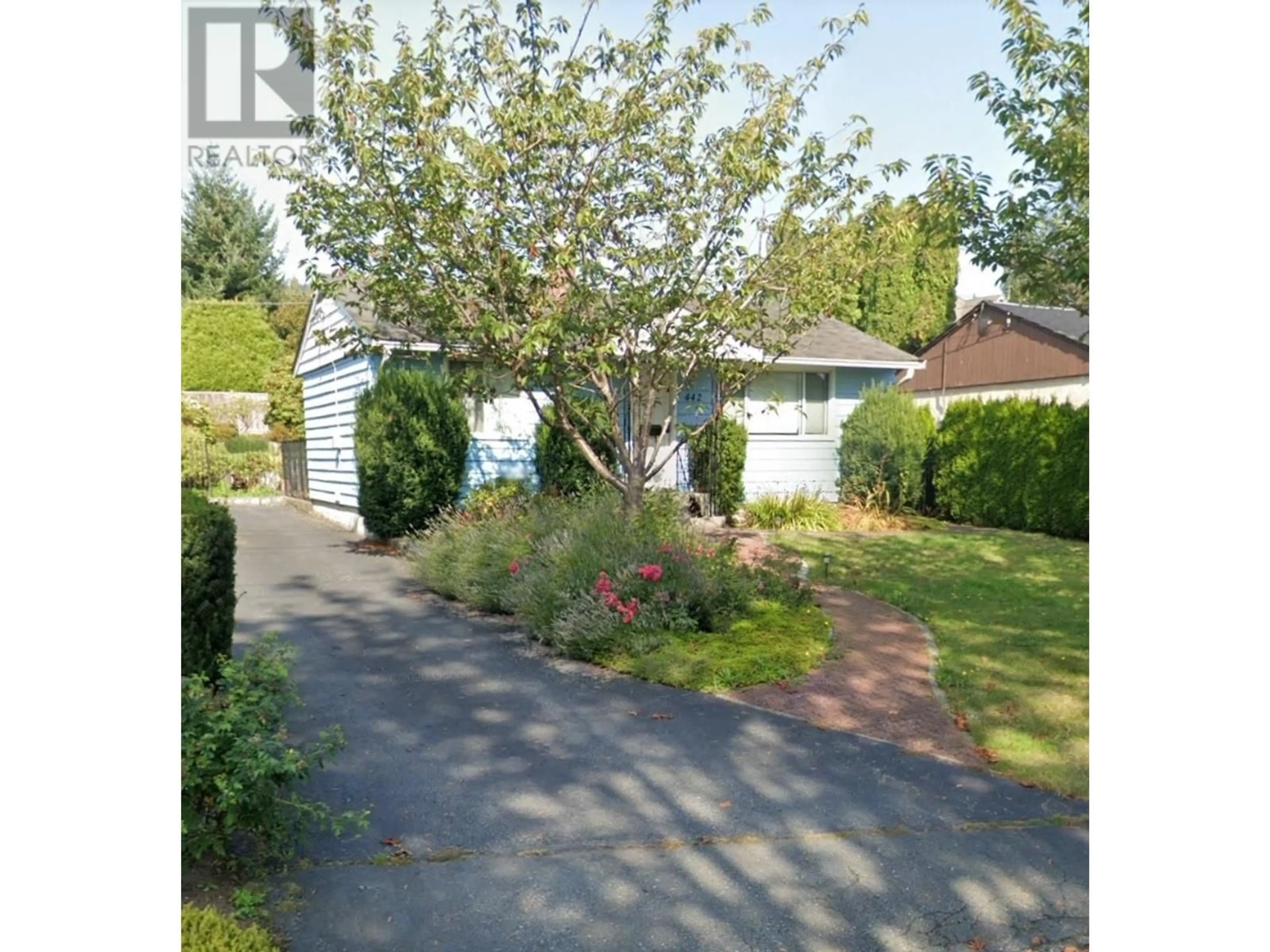 Shed for 442 16TH STREET, North Vancouver British Columbia V7L2T5