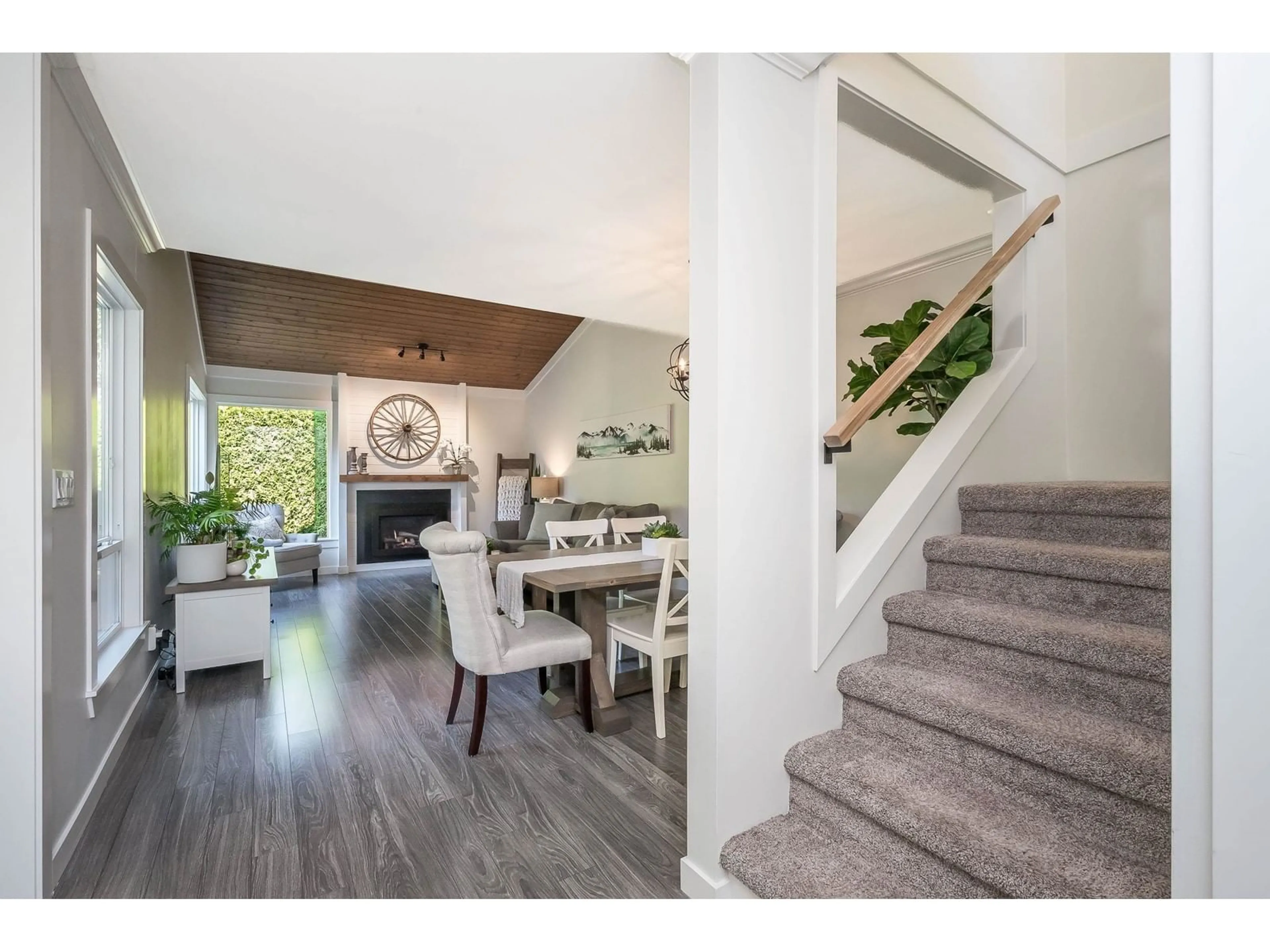 Unknown for 6189 GREENSIDE WEST, Surrey British Columbia V3S5M8