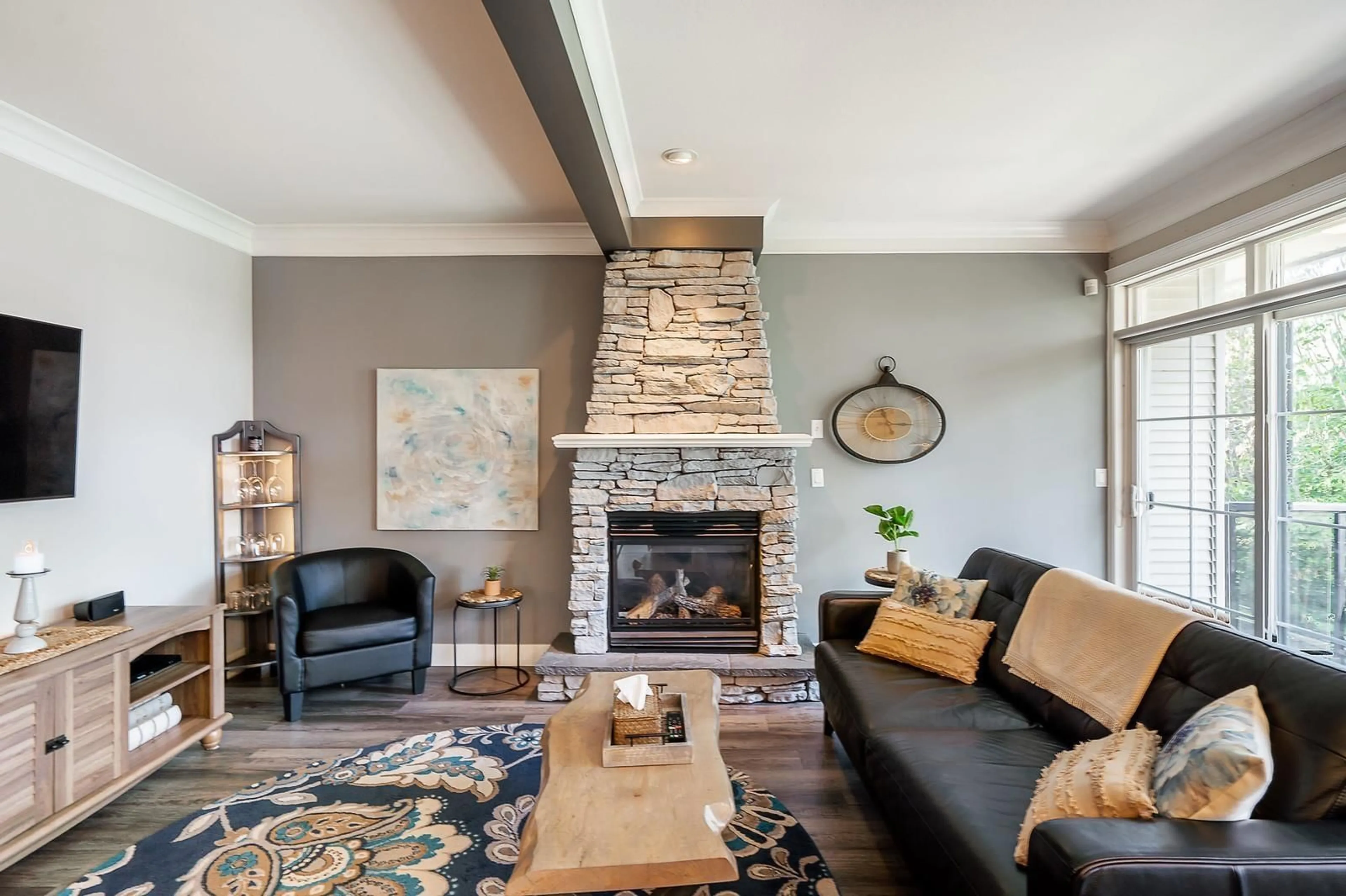Living room with furniture, unknown for 16 - 2088 WINFIELD, Abbotsford British Columbia V3G3C3