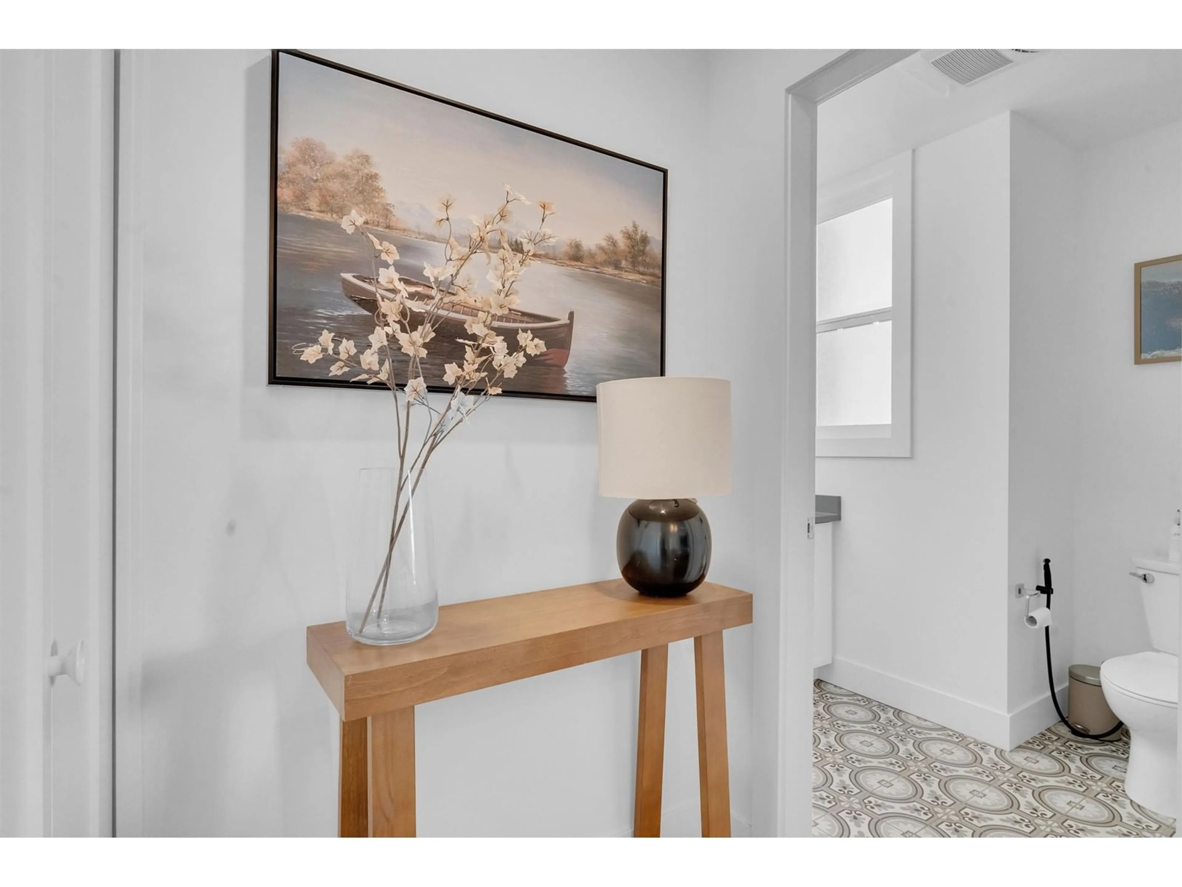 Indoor entryway for 16 - 14355 62, Surrey British Columbia V3X0K6