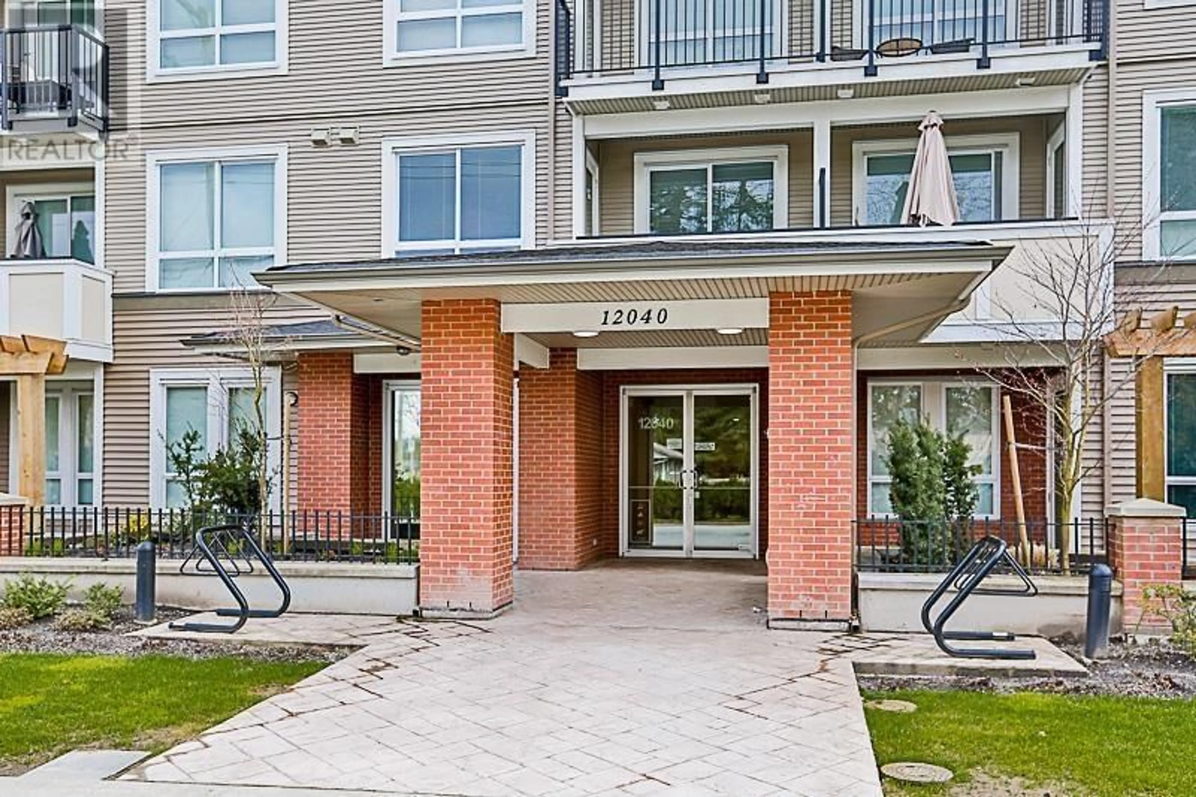 Unknown for 304 - 12040 222 STREET, Maple Ridge British Columbia V2X5W1