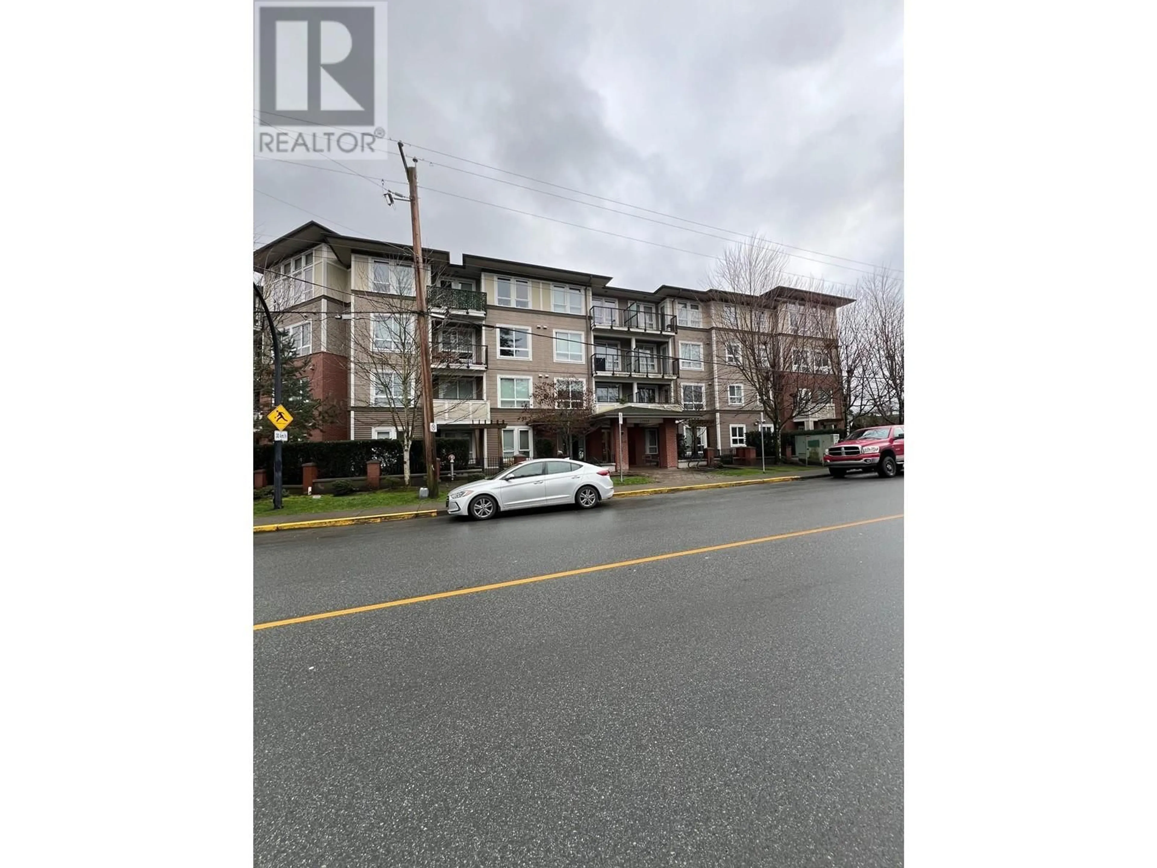 Parking for 304 - 12040 222 STREET, Maple Ridge British Columbia V2X5W1