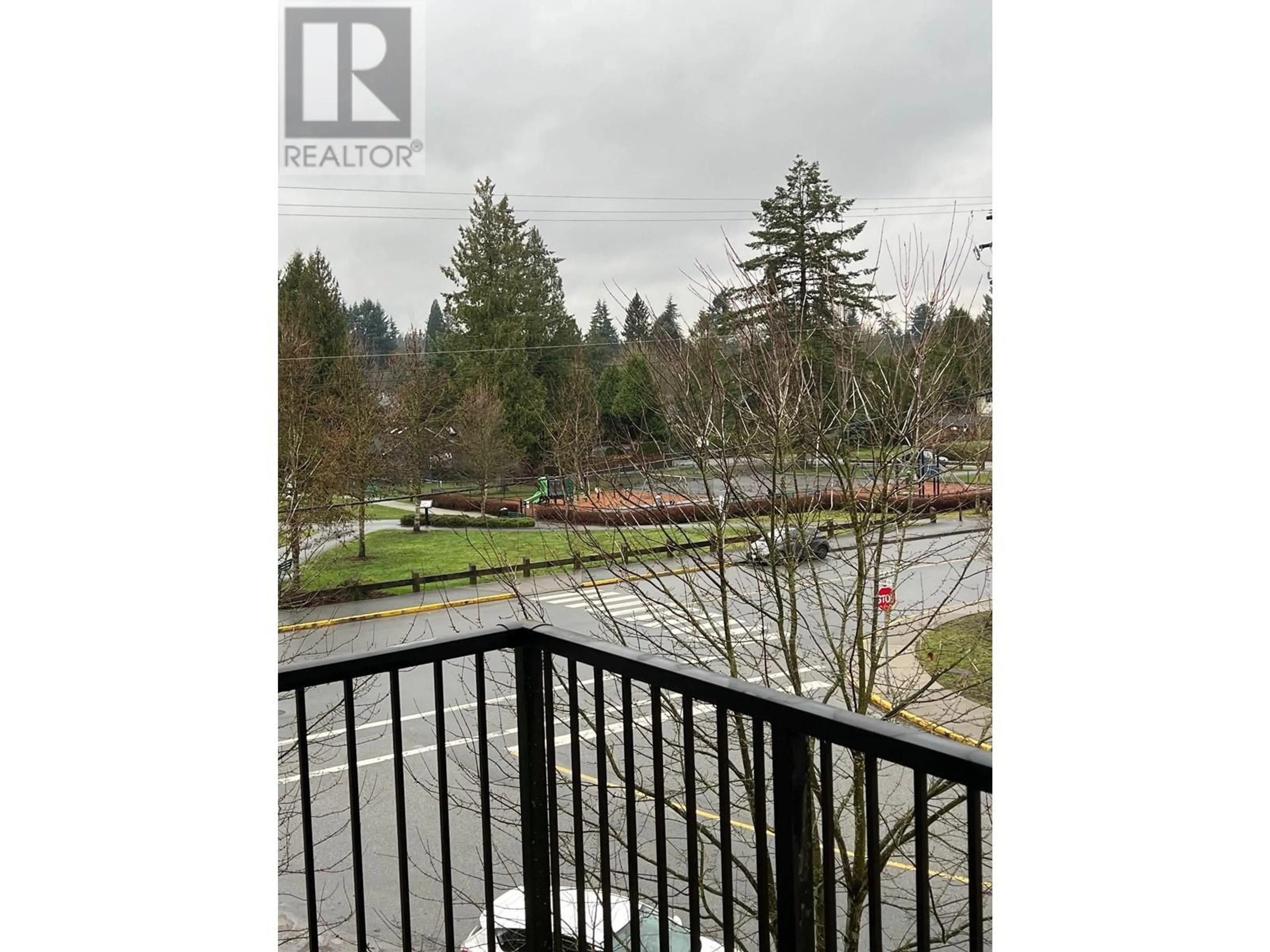 Patio, water/lake/river/ocean view for 304 - 12040 222 STREET, Maple Ridge British Columbia V2X5W1