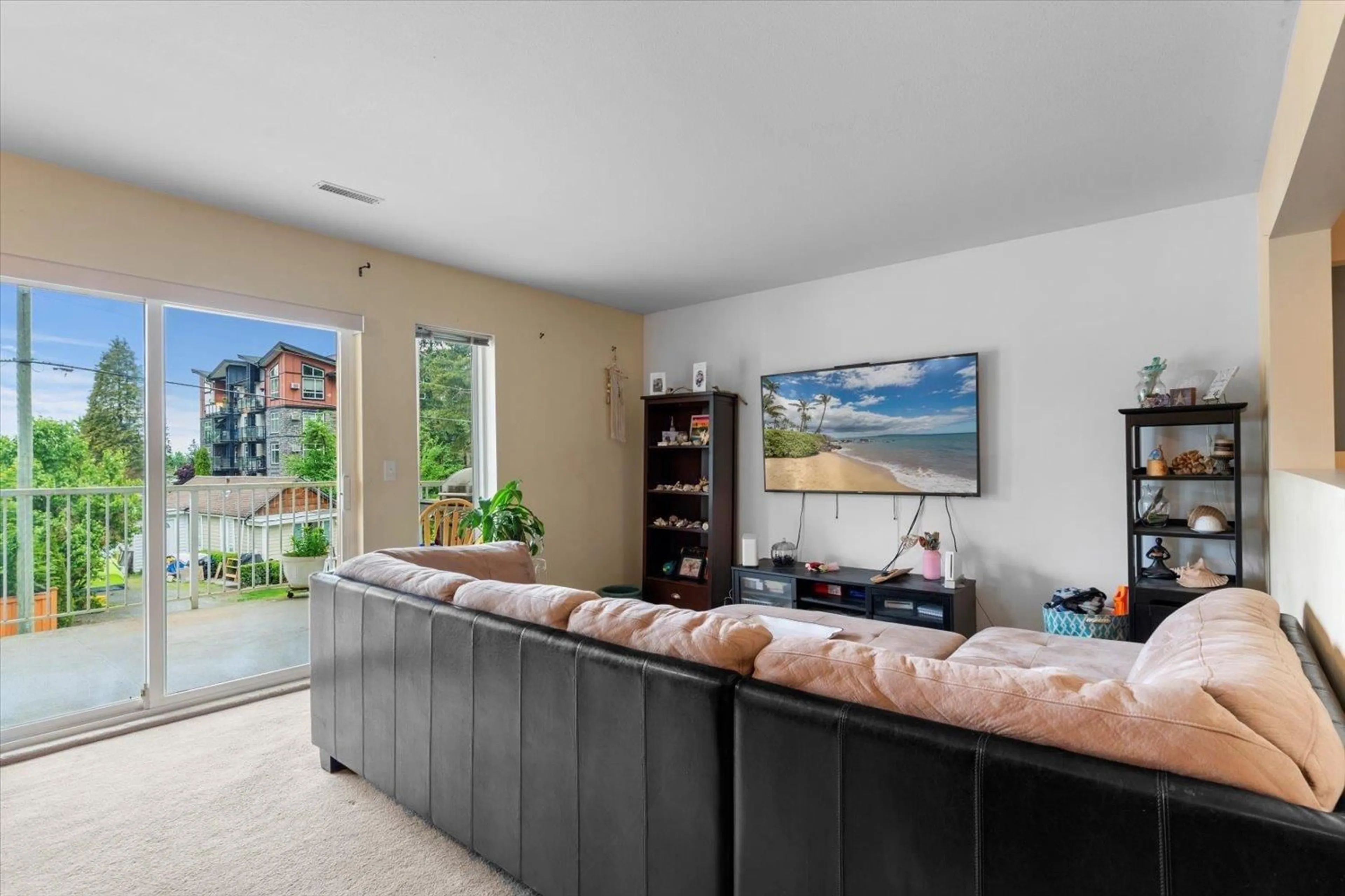 Home theater for 4 - 5352 VEDDER ROAD, Chilliwack British Columbia V2R3S7