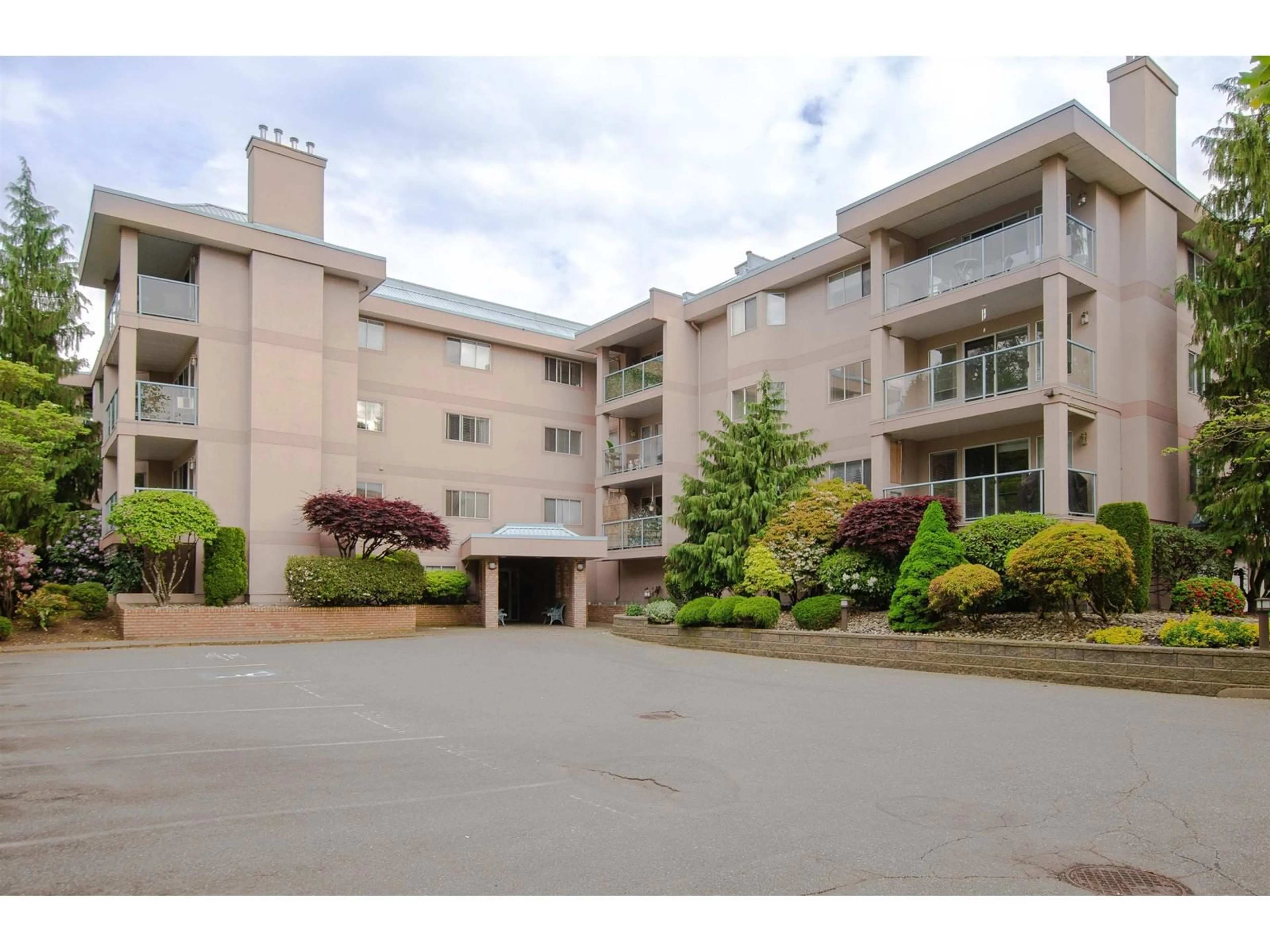 Unknown for 107 - 33110 GEORGE FERGUSON, Abbotsford British Columbia V2S2L5