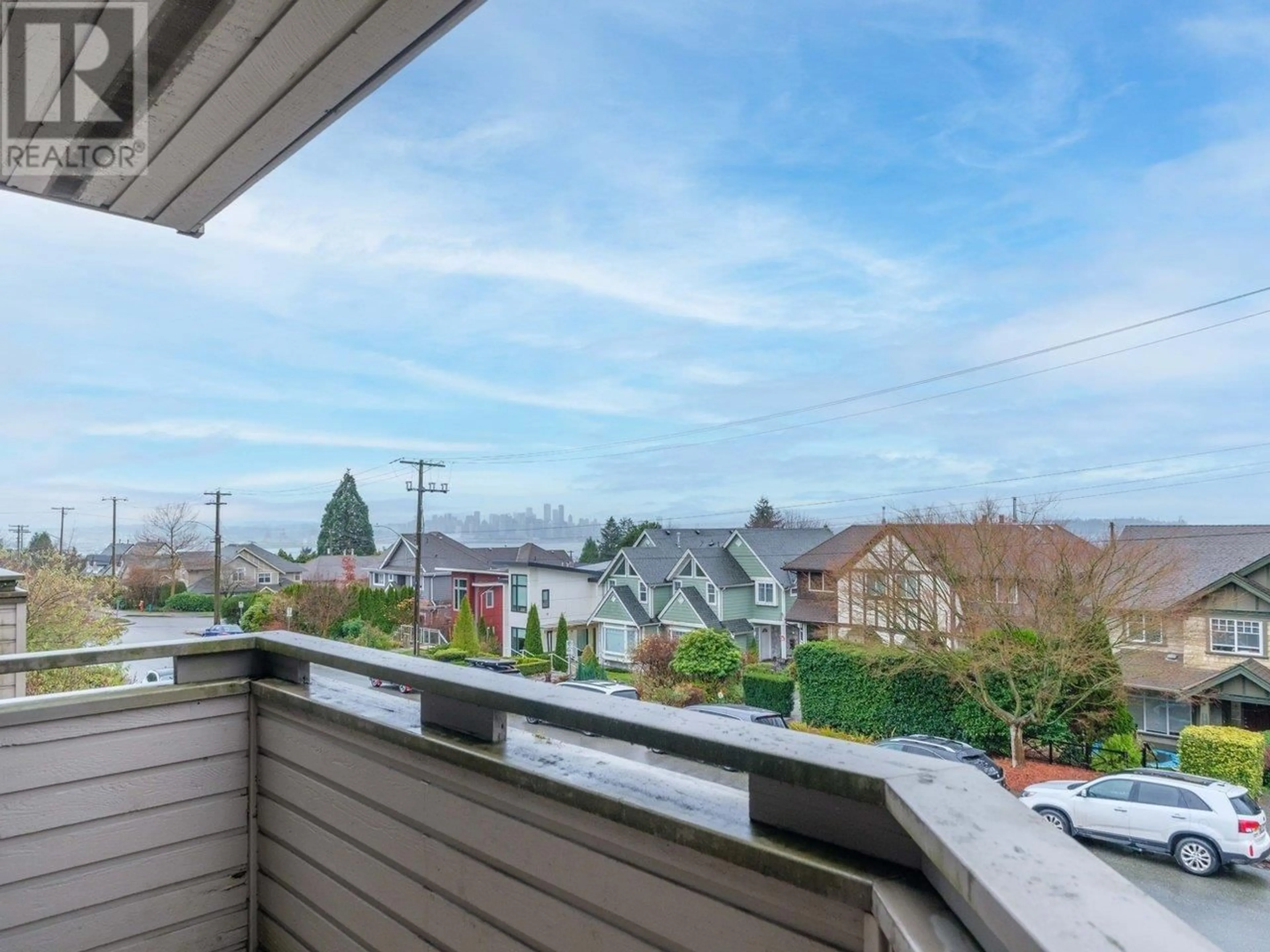 Balcony in the apartment, city buildings view from balcony for 4 - 1434 MAHON AVENUE, North Vancouver British Columbia V7M2S4