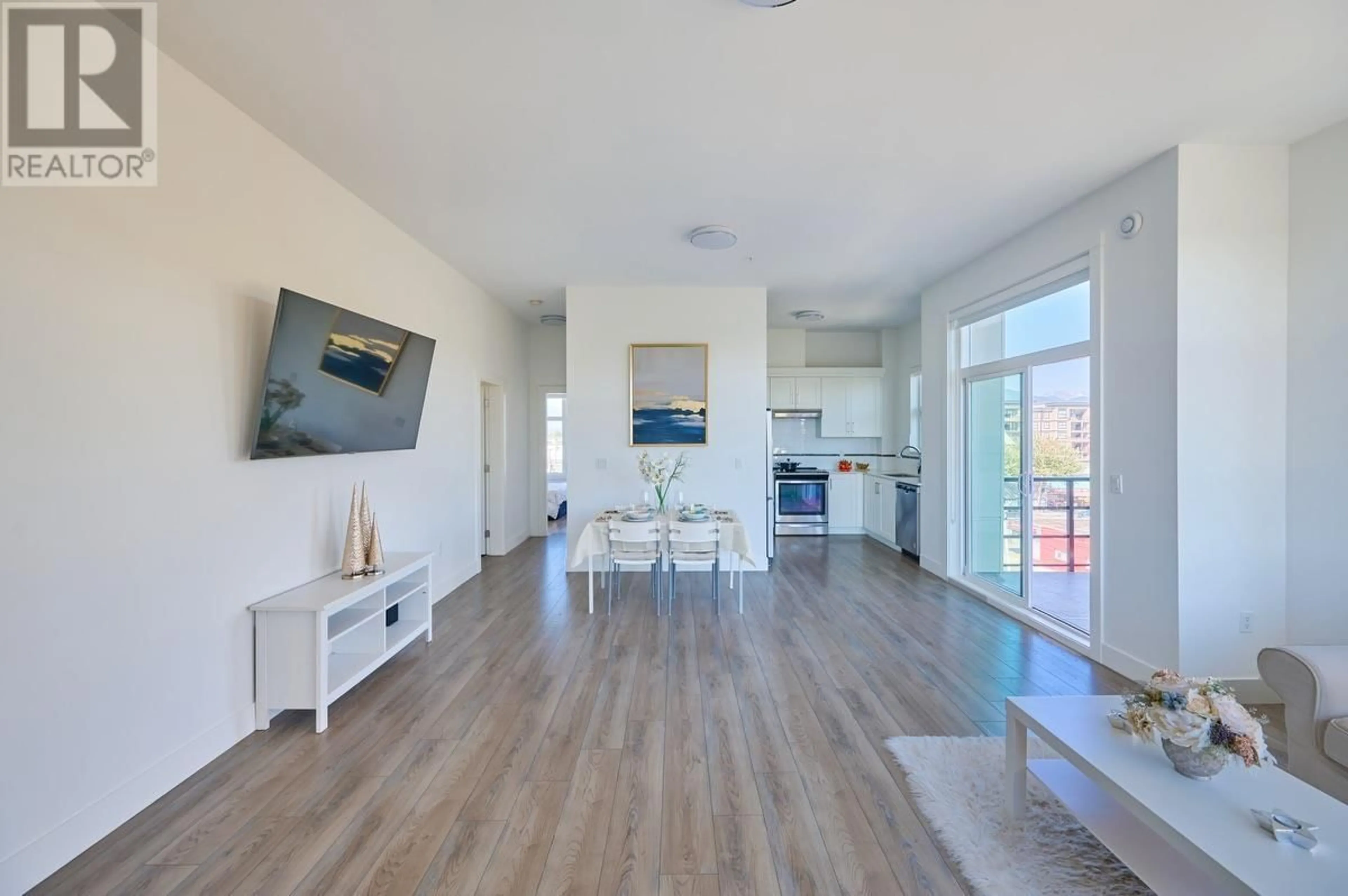 Unknown for 503 - 22577 ROYAL CRESCENT, Maple Ridge British Columbia V2X2M2