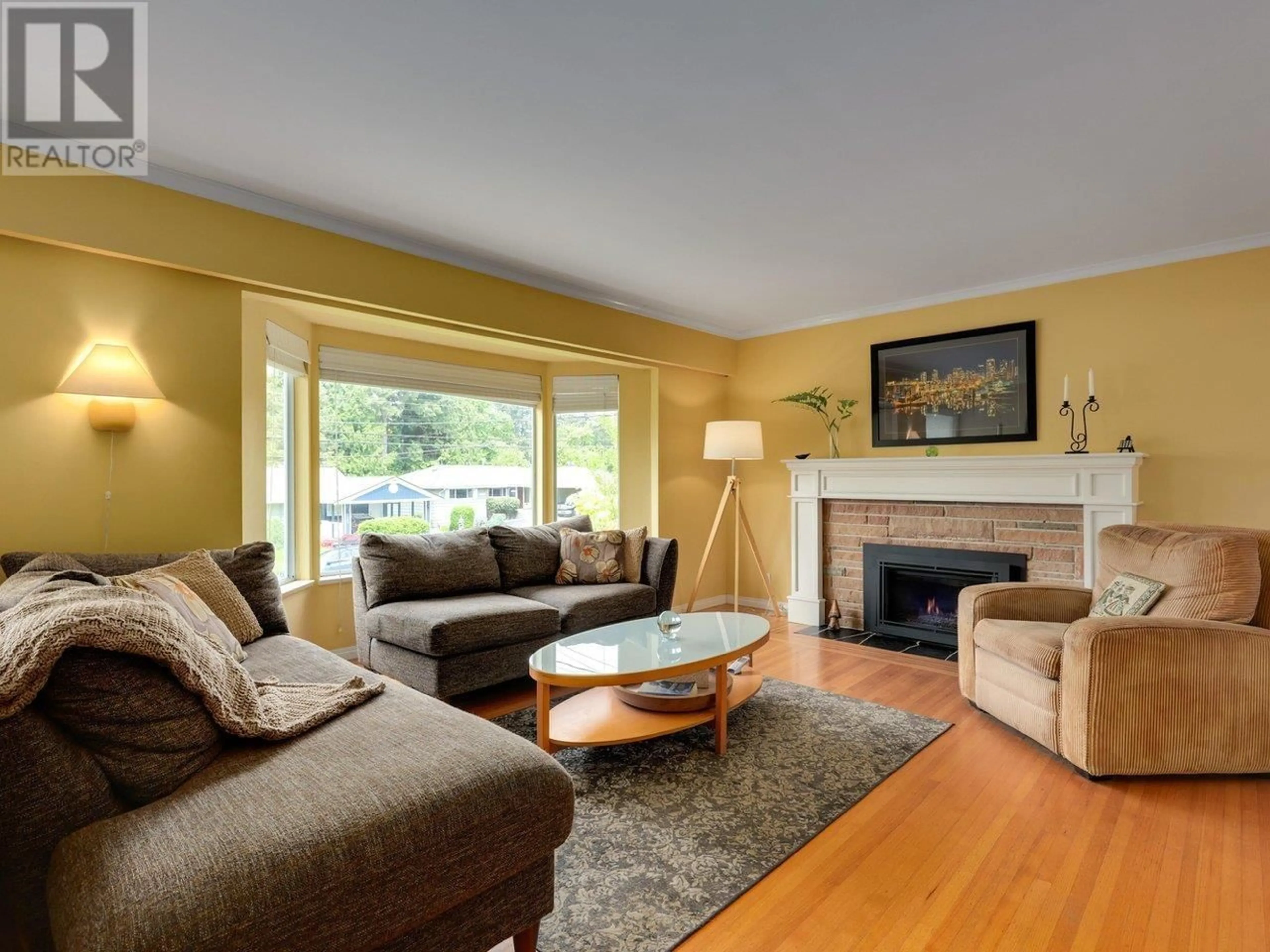 Living room with furniture, wood/laminate floor for 1720 HARBOUR DRIVE, Coquitlam British Columbia V3J5W2