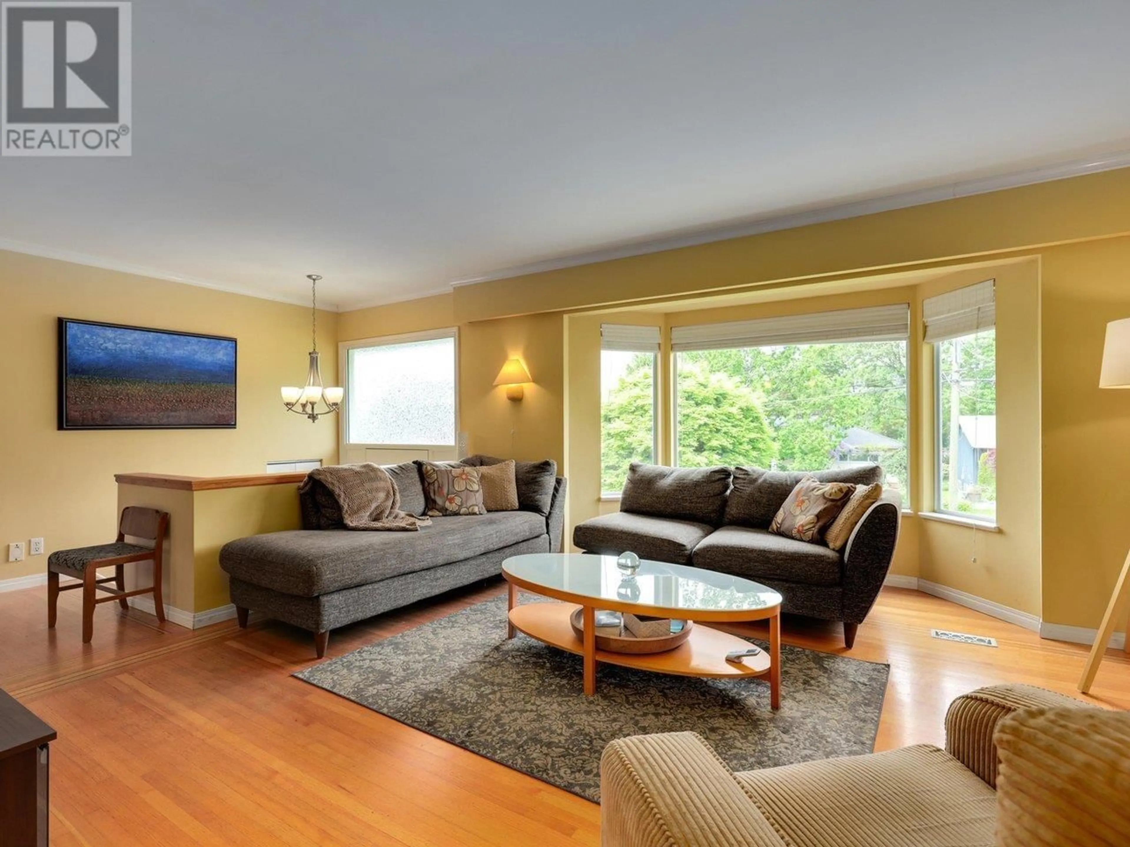 Living room with furniture, wood/laminate floor for 1720 HARBOUR DRIVE, Coquitlam British Columbia V3J5W2