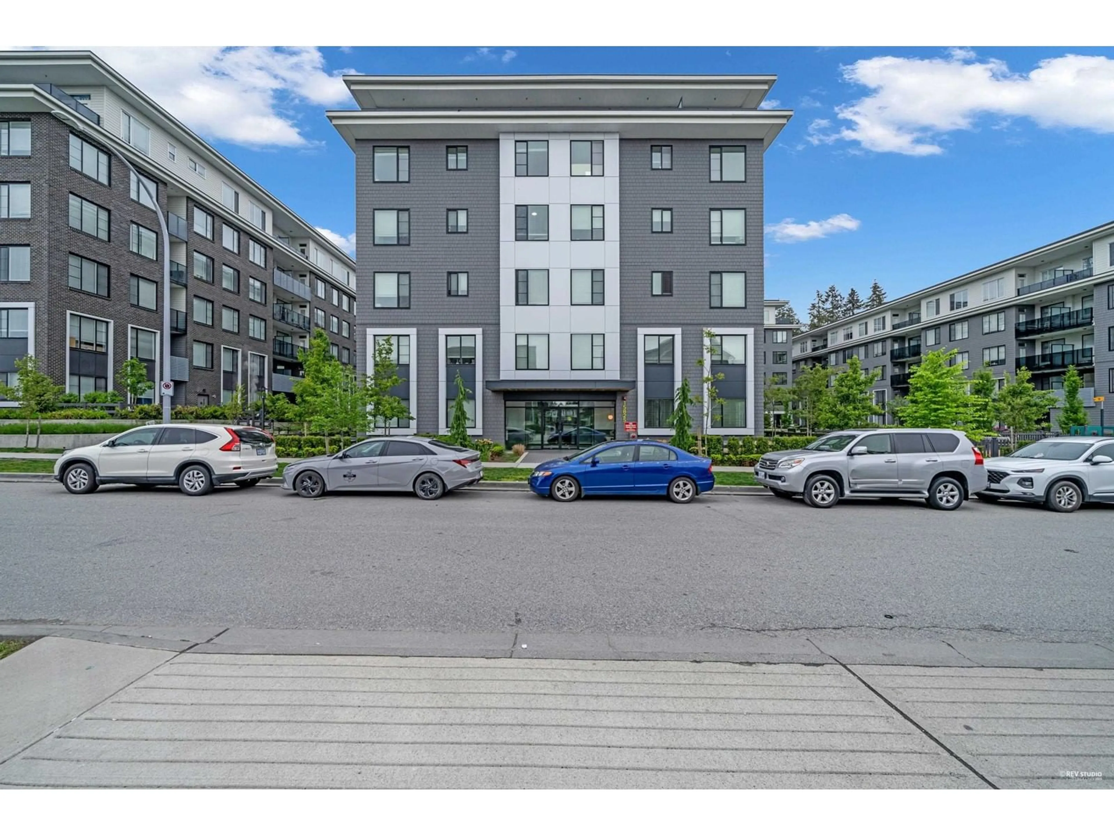 Unknown for 414 - 15825 85, Surrey British Columbia V4N6W9