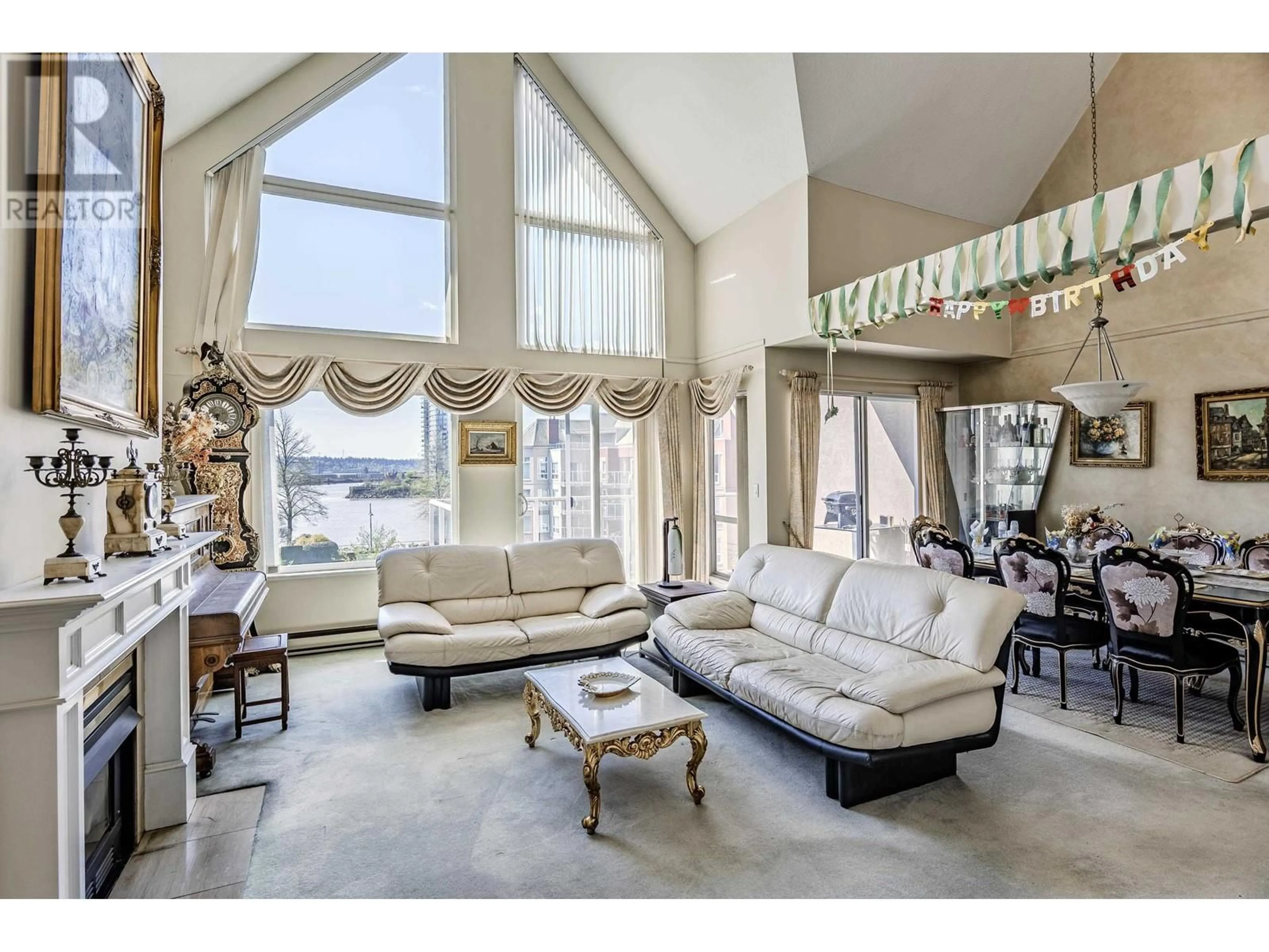 Living room with furniture, unknown for 411B - 1210 QUAYSIDE DRIVE, New Westminster British Columbia V3M6H1