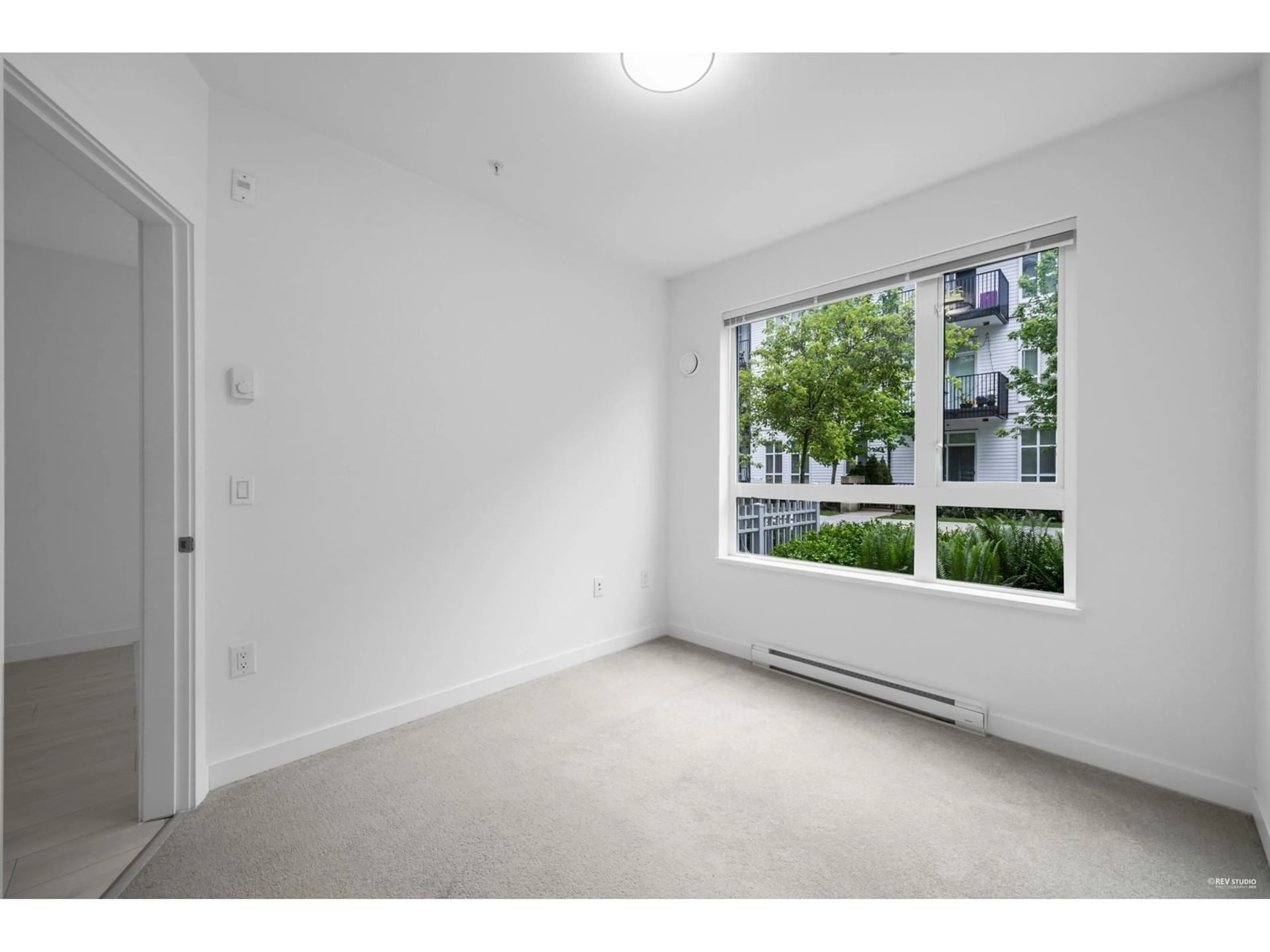 A pic of a room for 121 - 13963 105, Surrey British Columbia V3T0M9