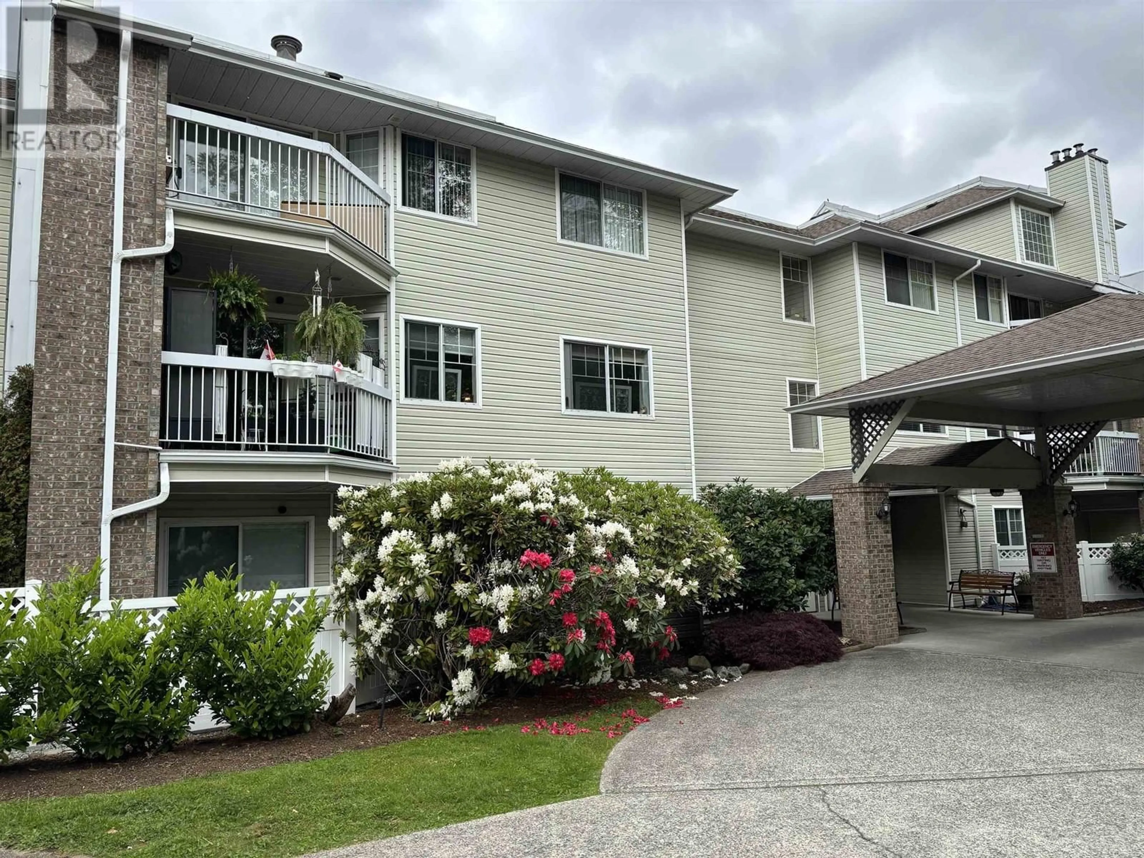 Unknown for 320 - 22514 116 AVENUE, Maple Ridge British Columbia V2X0N8