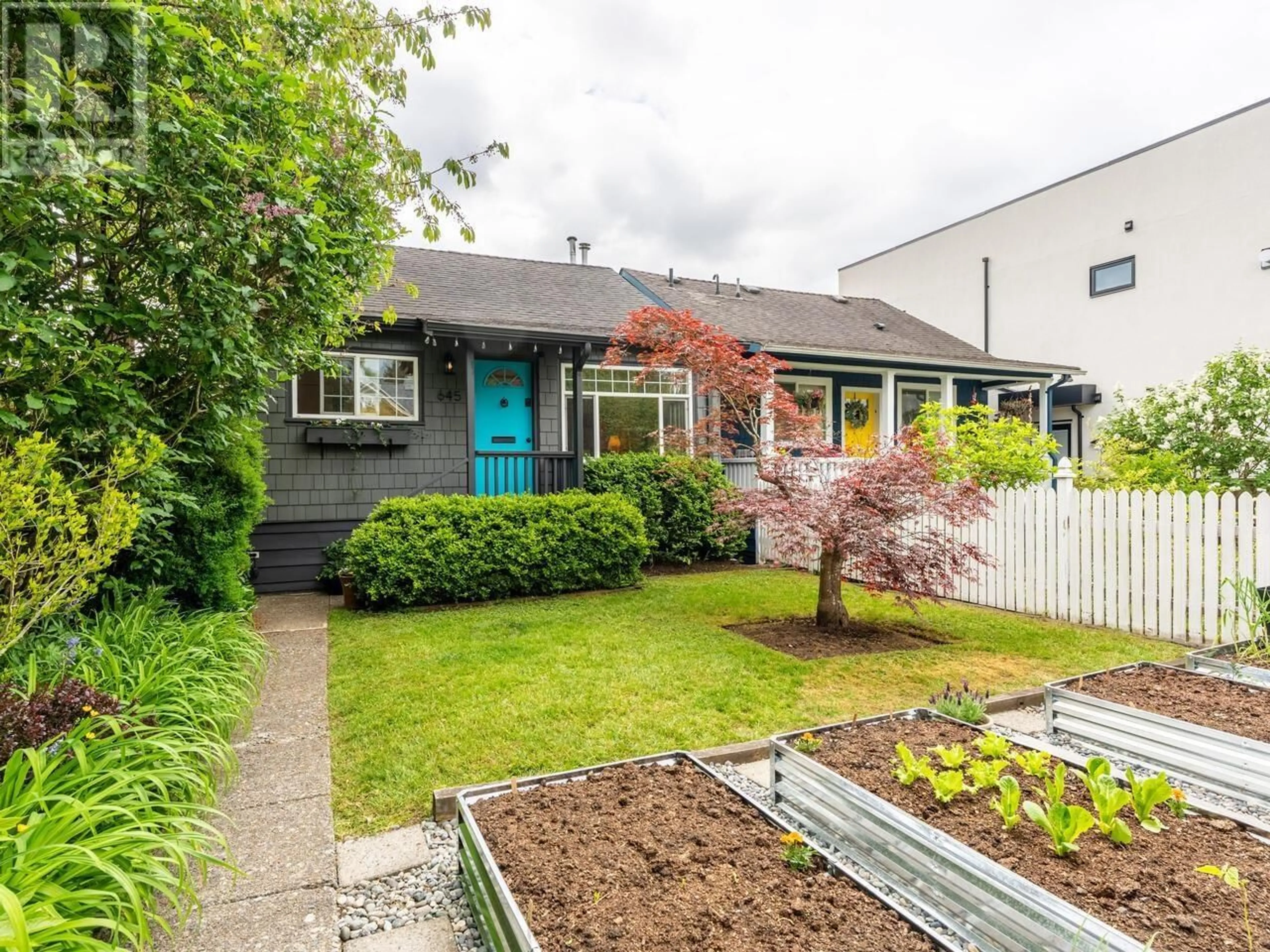 Unknown for 645 5TH STREET, North Vancouver British Columbia V7L1M6