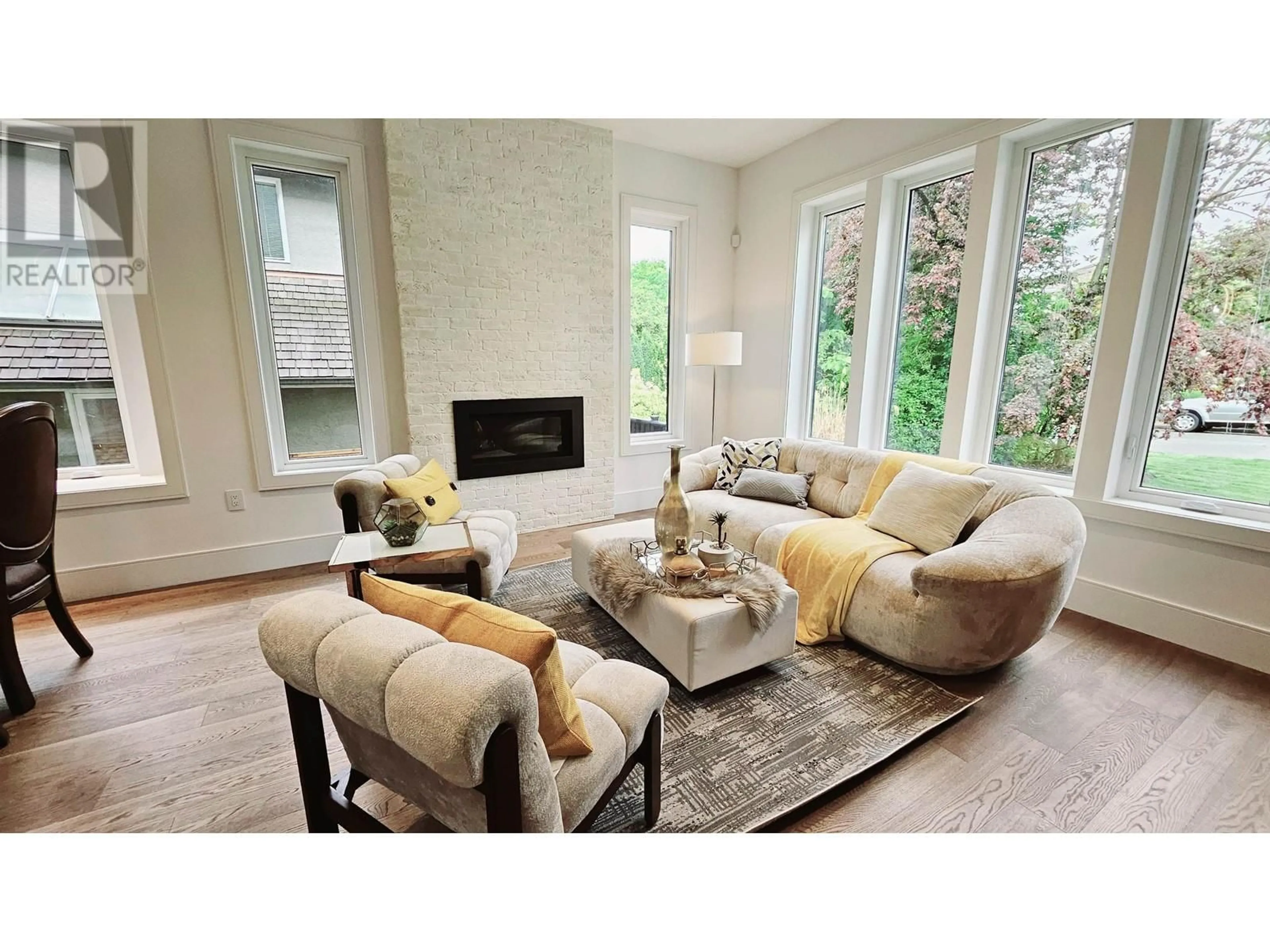 Living room with furniture, unknown for 1718 61ST AVENUE, Vancouver British Columbia V6P2C3