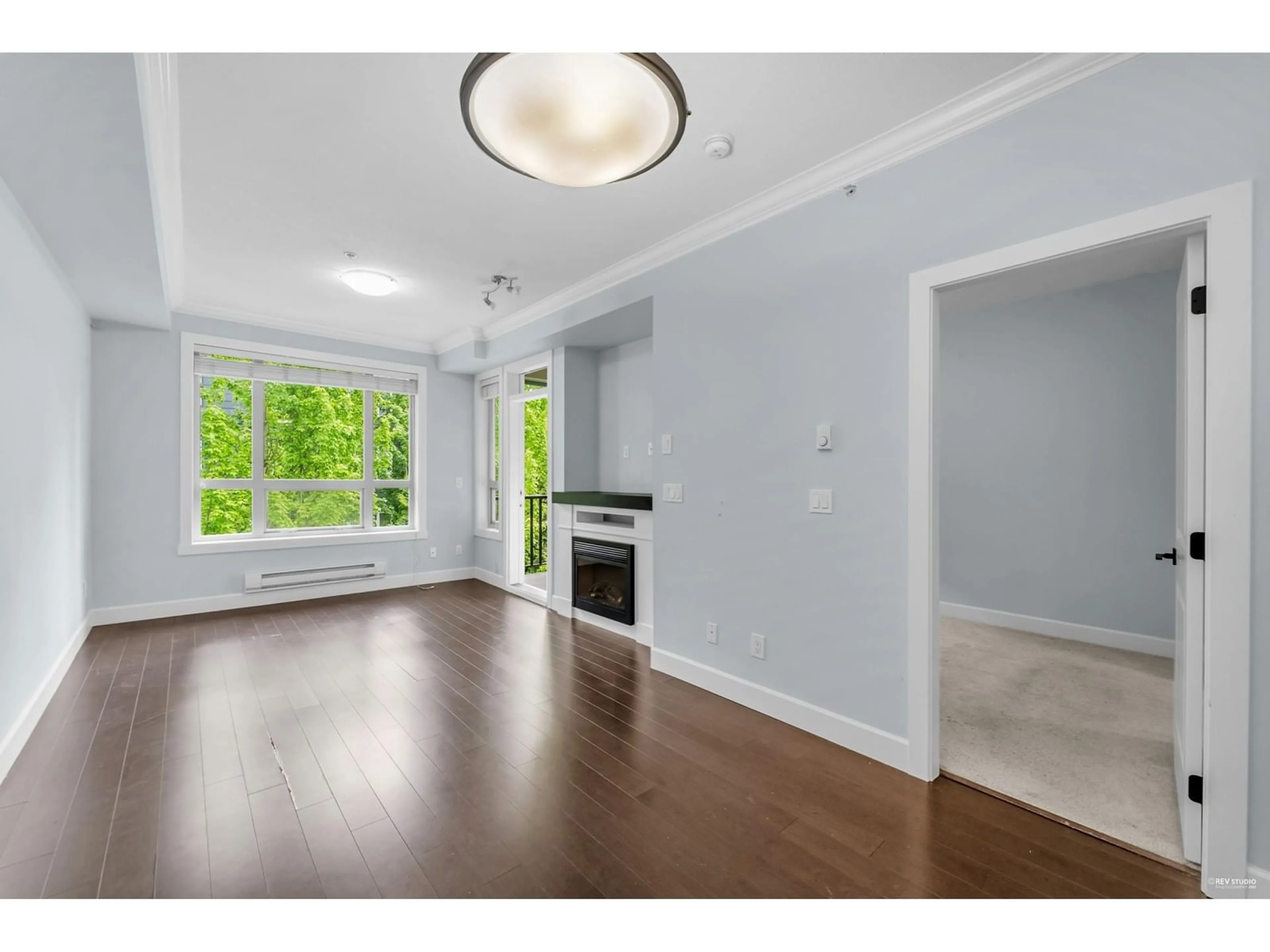 A pic of a room for 415 - 13897 FRASER, Surrey British Columbia V3T0G8