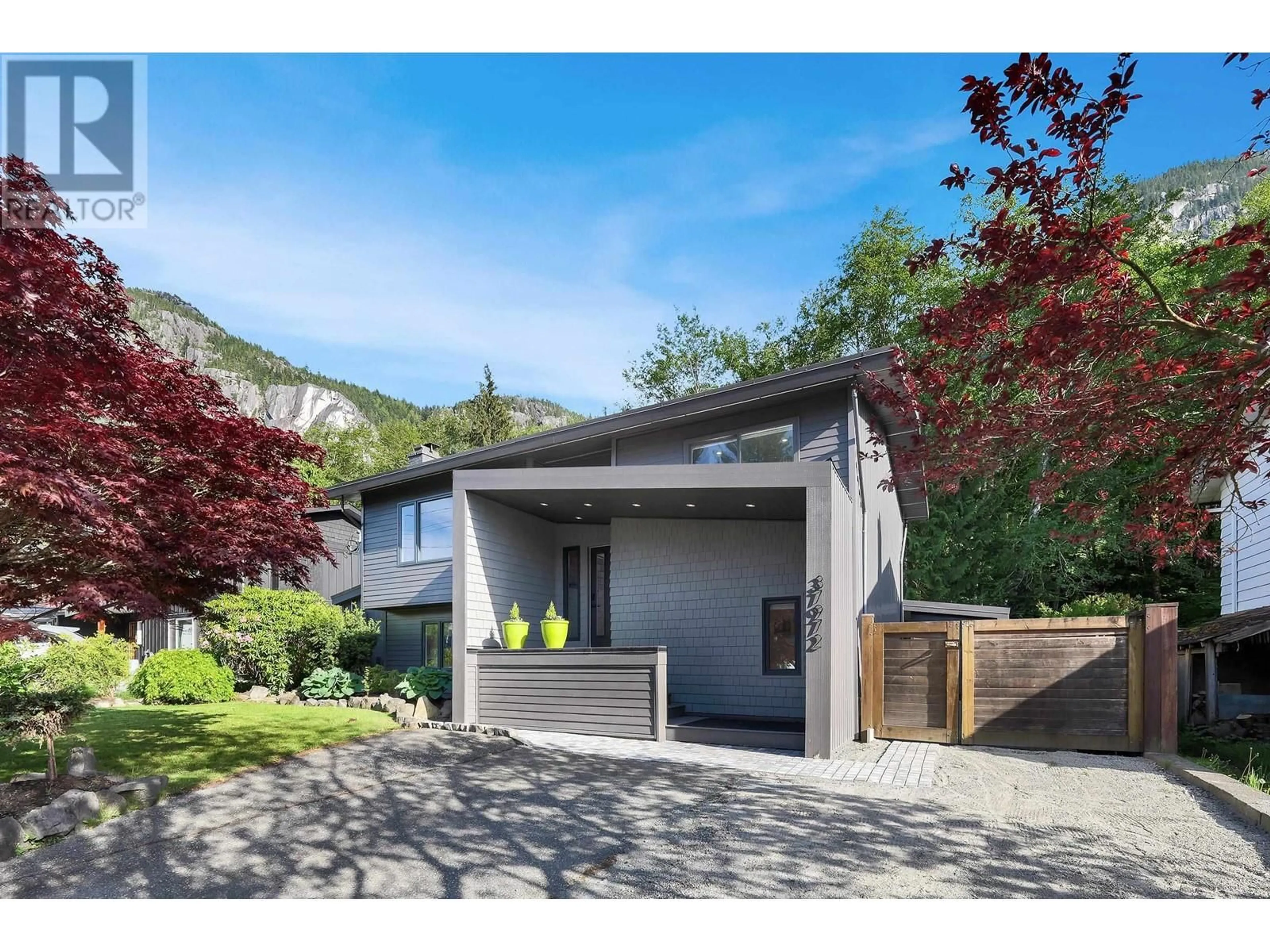 Unknown for 37972 MAGNOLIA CRESCENT, Squamish British Columbia V0N3G0