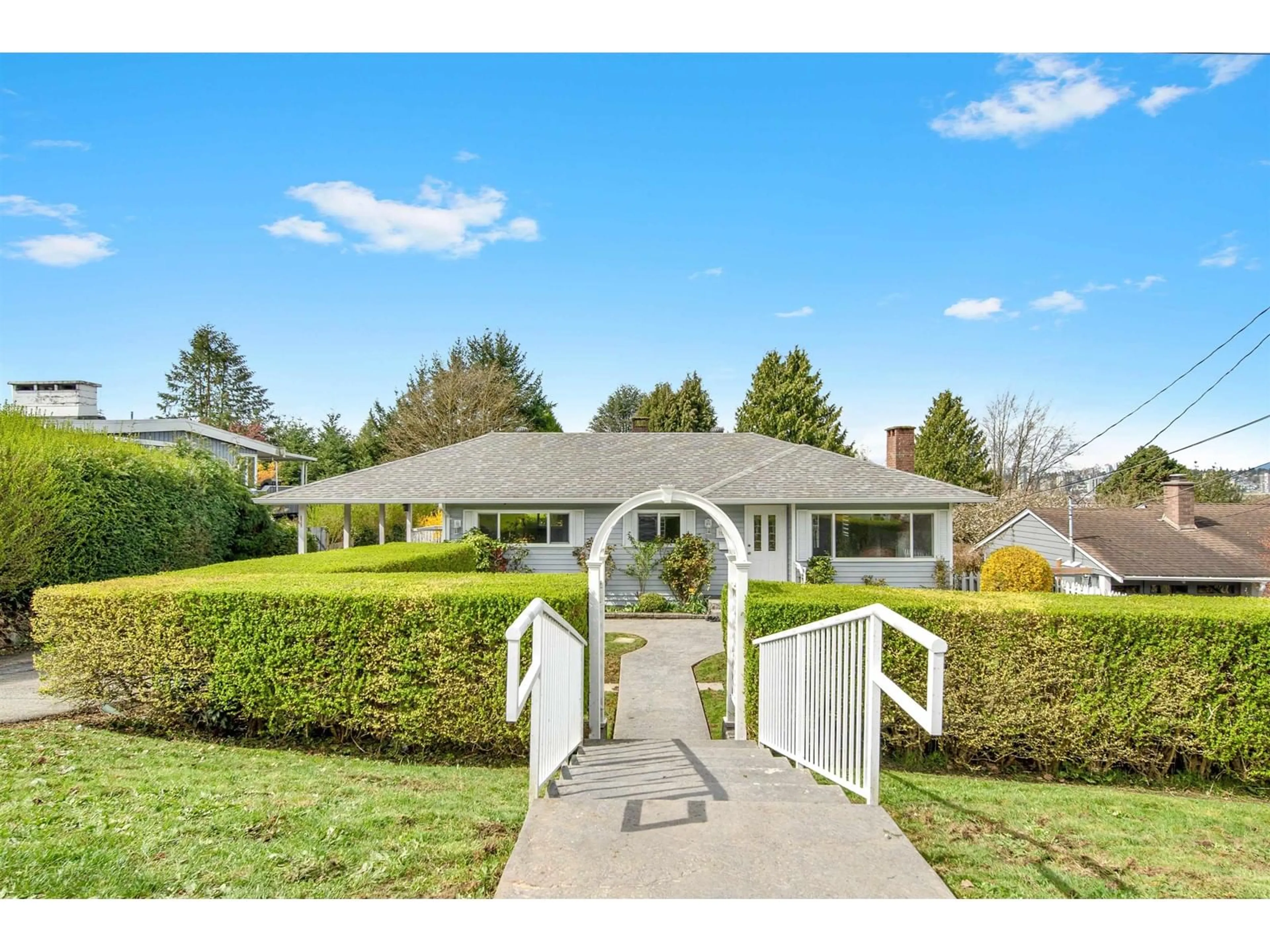 A pic from outside/outdoor area/front of a property/back of a property/a pic from drone, street for 10327 125, Surrey British Columbia V3V4Y6
