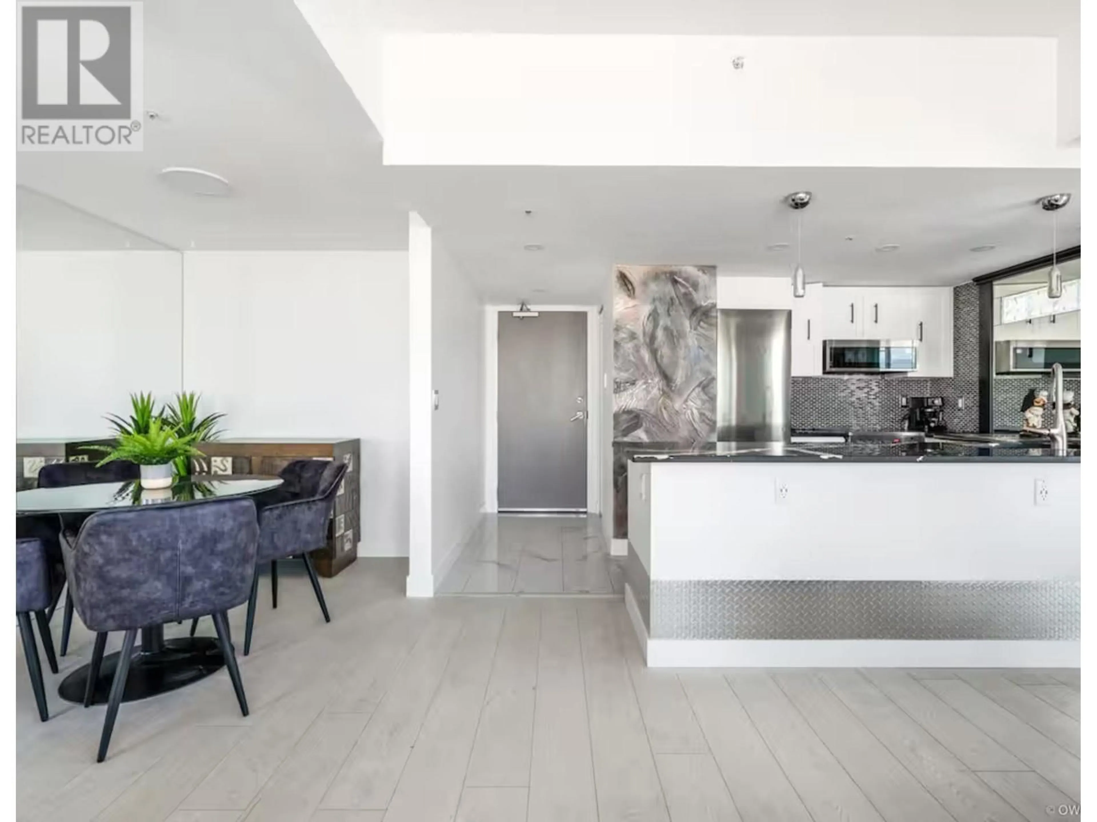 Open concept kitchen, unknown for 3201 - 183 KEEFER PLACE, Vancouver British Columbia V6B6B9