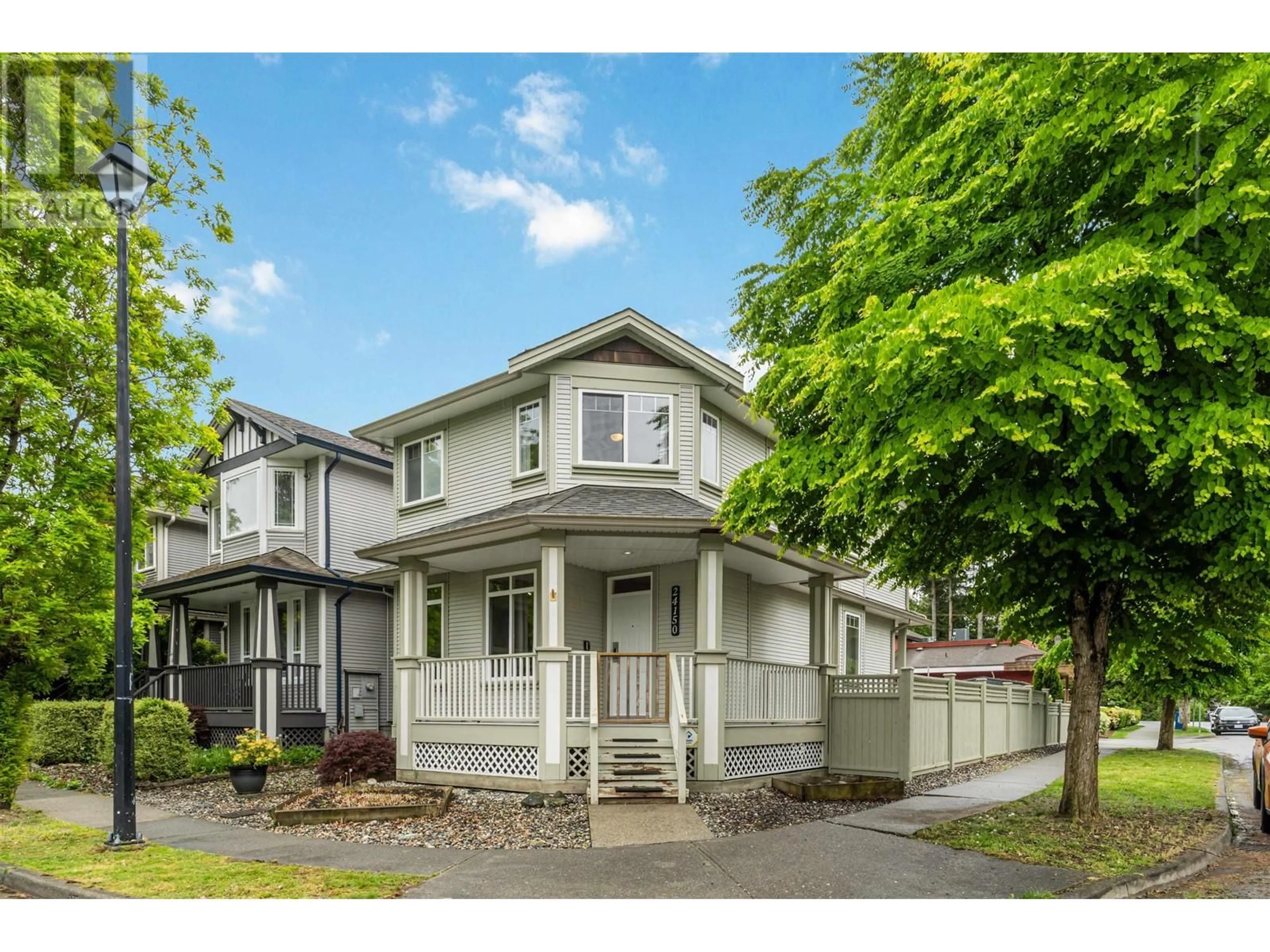 Home with vinyl exterior material, street for 24150 102A AVENUE, Maple Ridge British Columbia V2W2C6