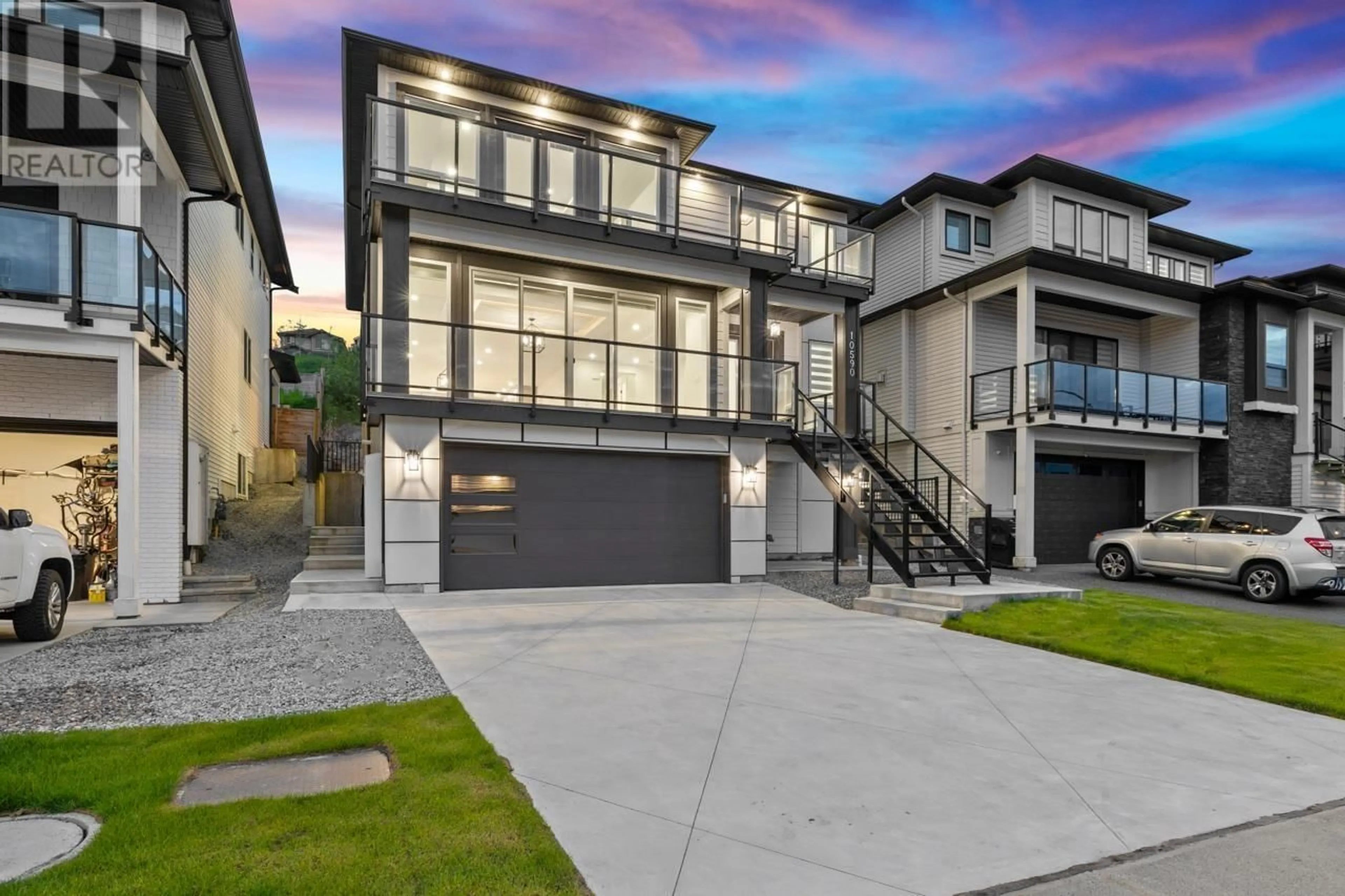 Unknown for 10590 MCVEETY STREET, Maple Ridge British Columbia V2W0K3
