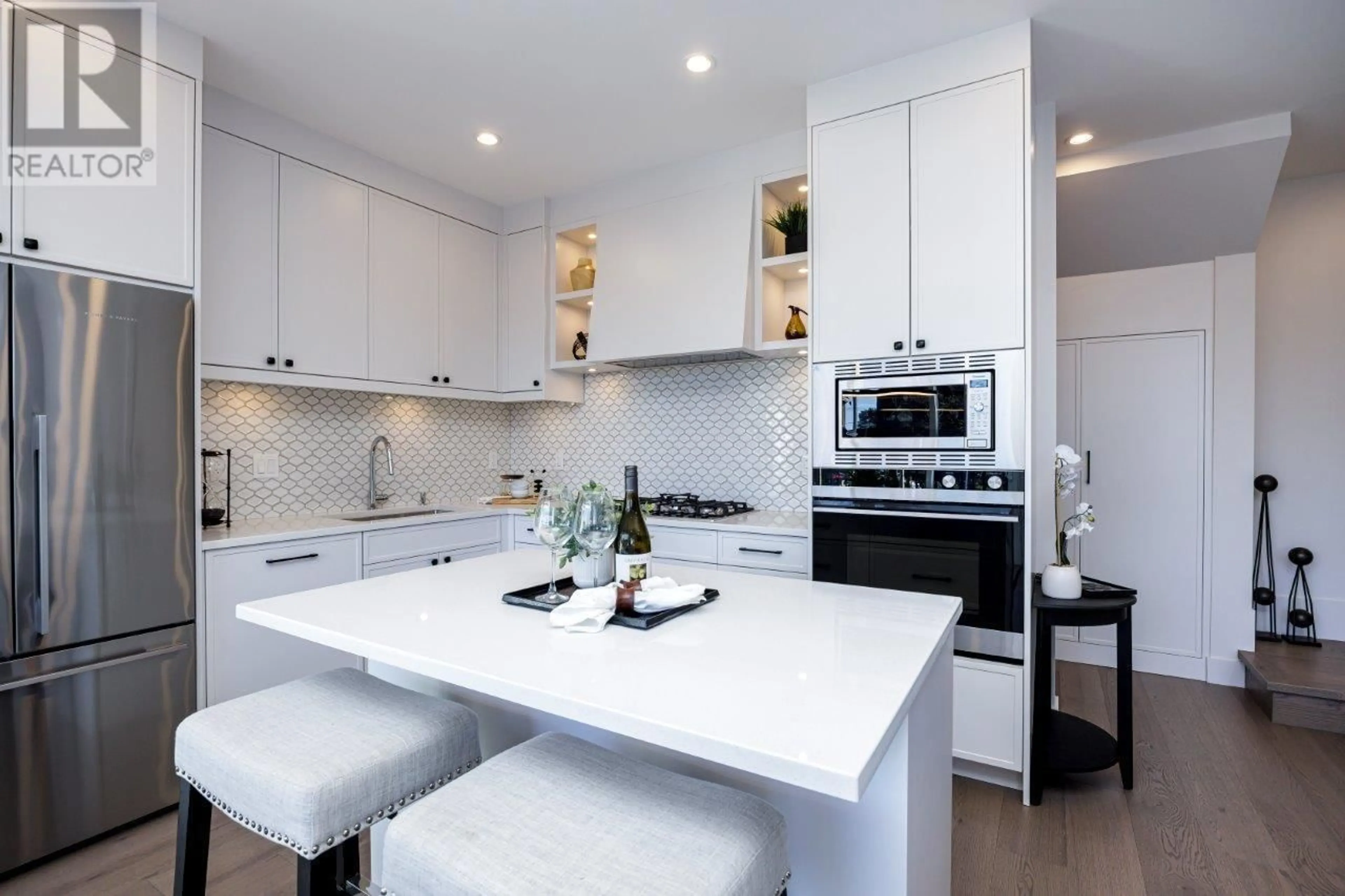 Contemporary kitchen, ceramic/tile floor for 340 17TH STREET, North Vancouver British Columbia V7L2V9