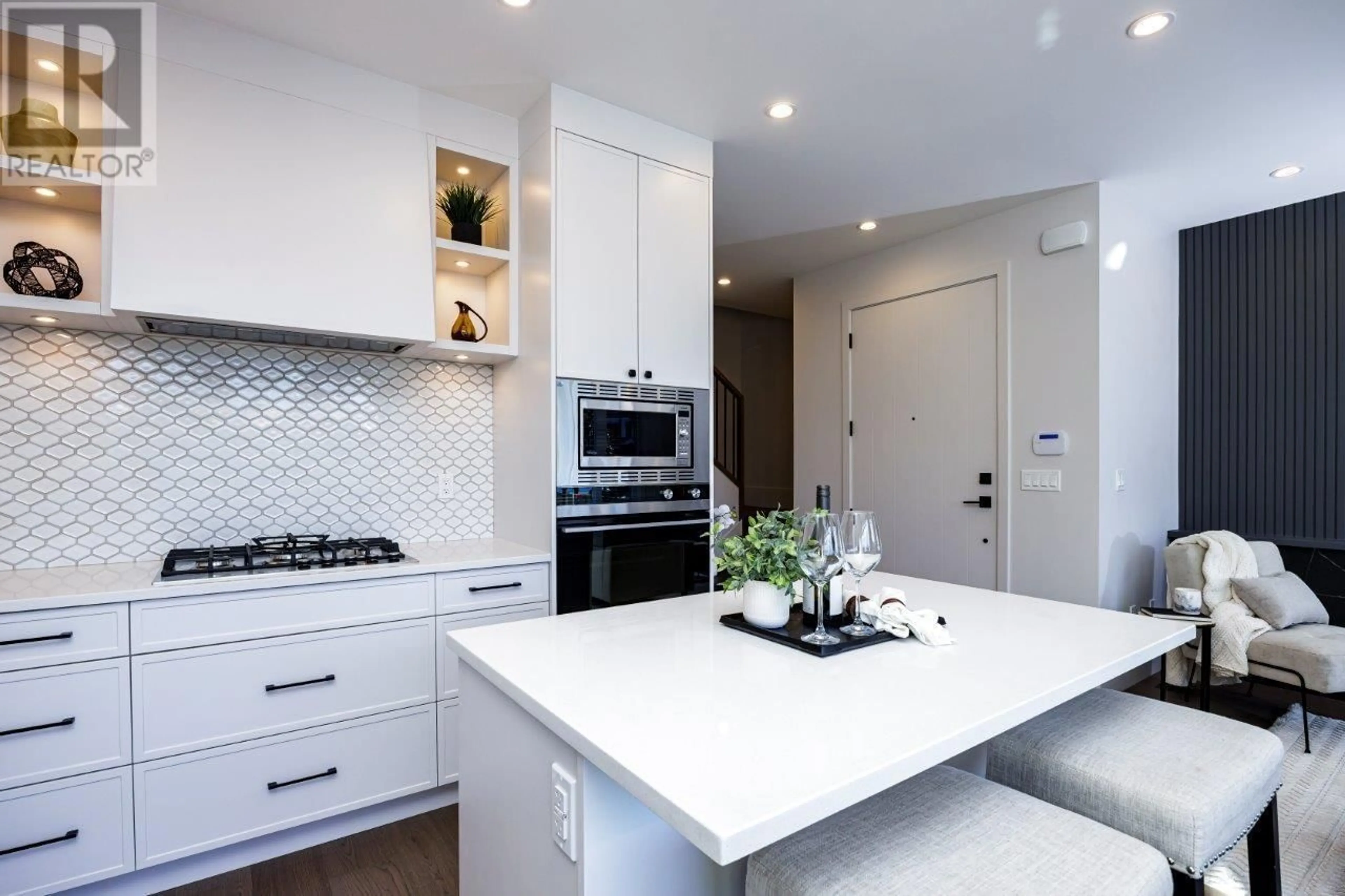 Contemporary kitchen, ceramic/tile floor for 340 17TH STREET, North Vancouver British Columbia V7L2V9