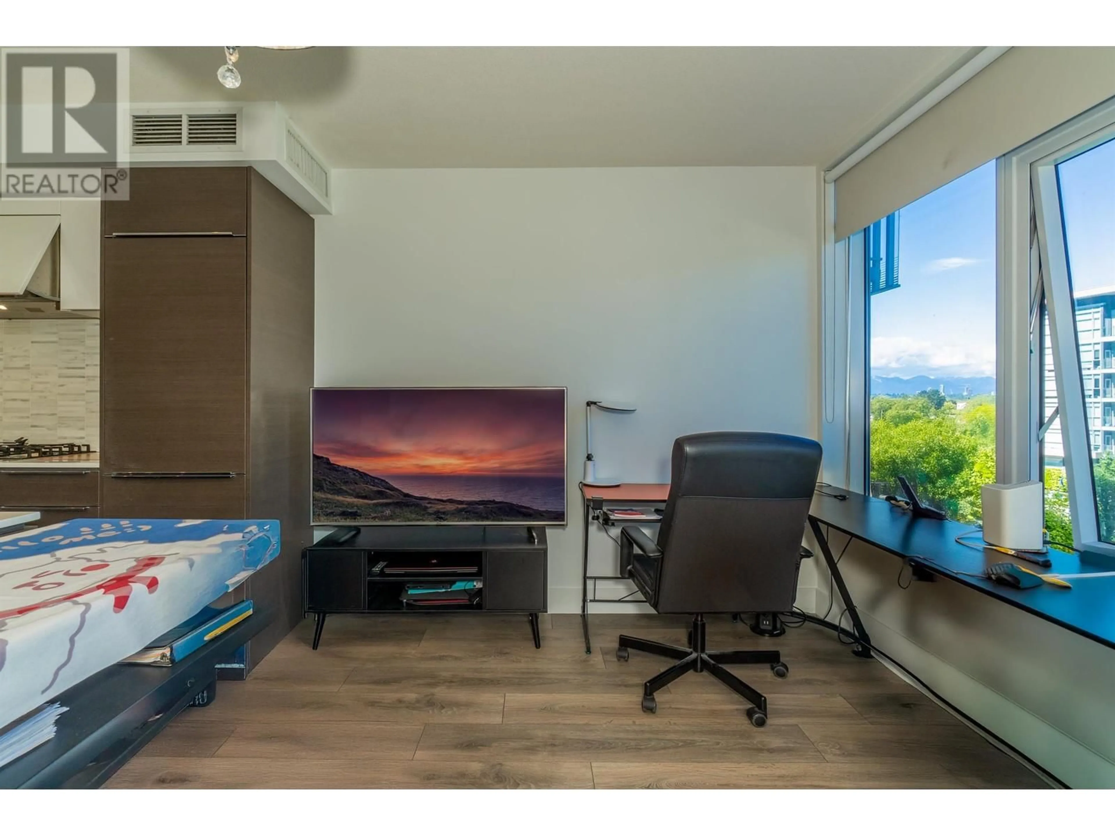 A pic of a room for 510 - 5233 GILBERT ROAD, Richmond British Columbia V7C0B3