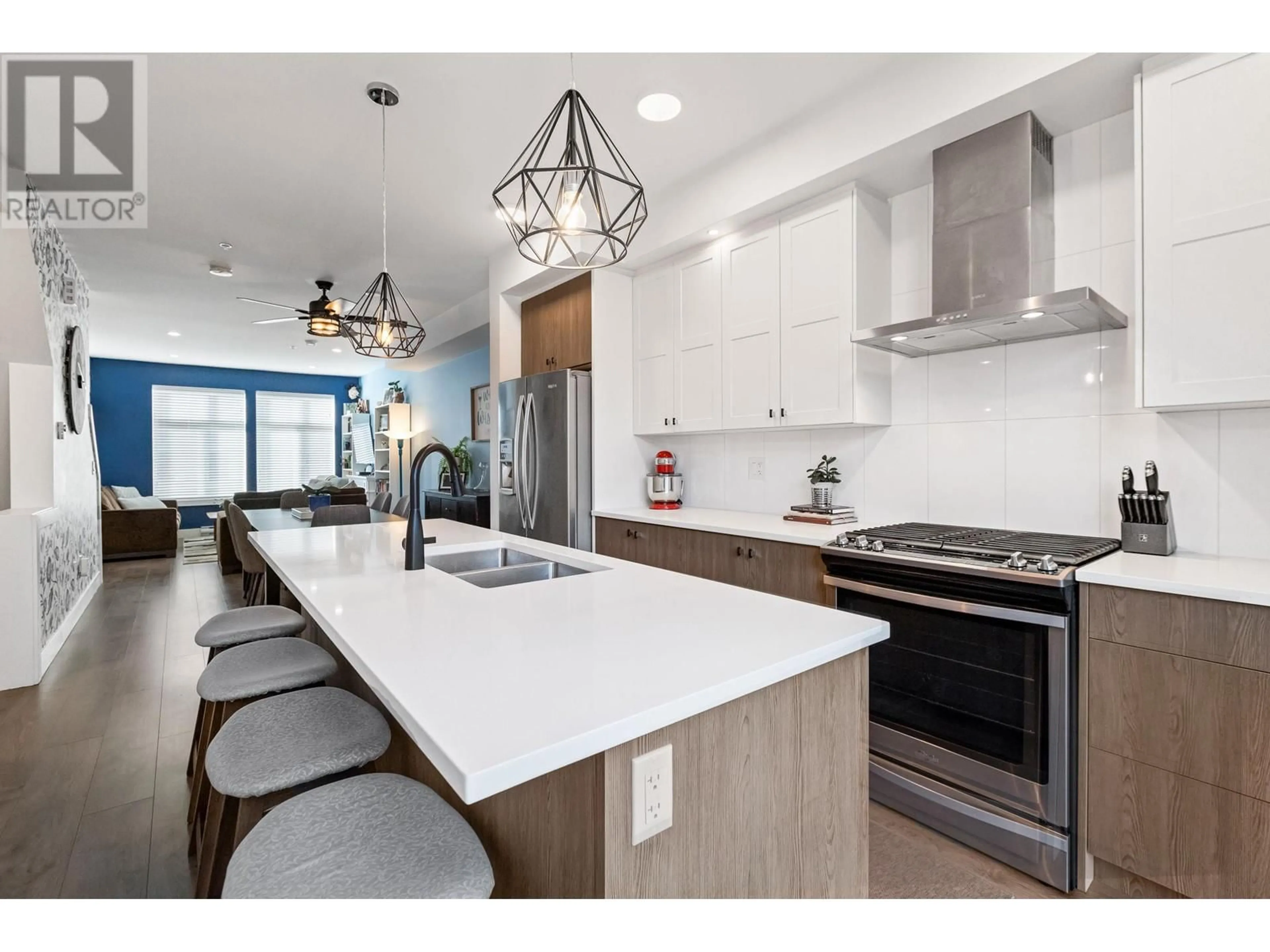 Open concept kitchen, ceramic/tile floor for 83 - 24108 104 AVENUE, Maple Ridge British Columbia V2W0G4