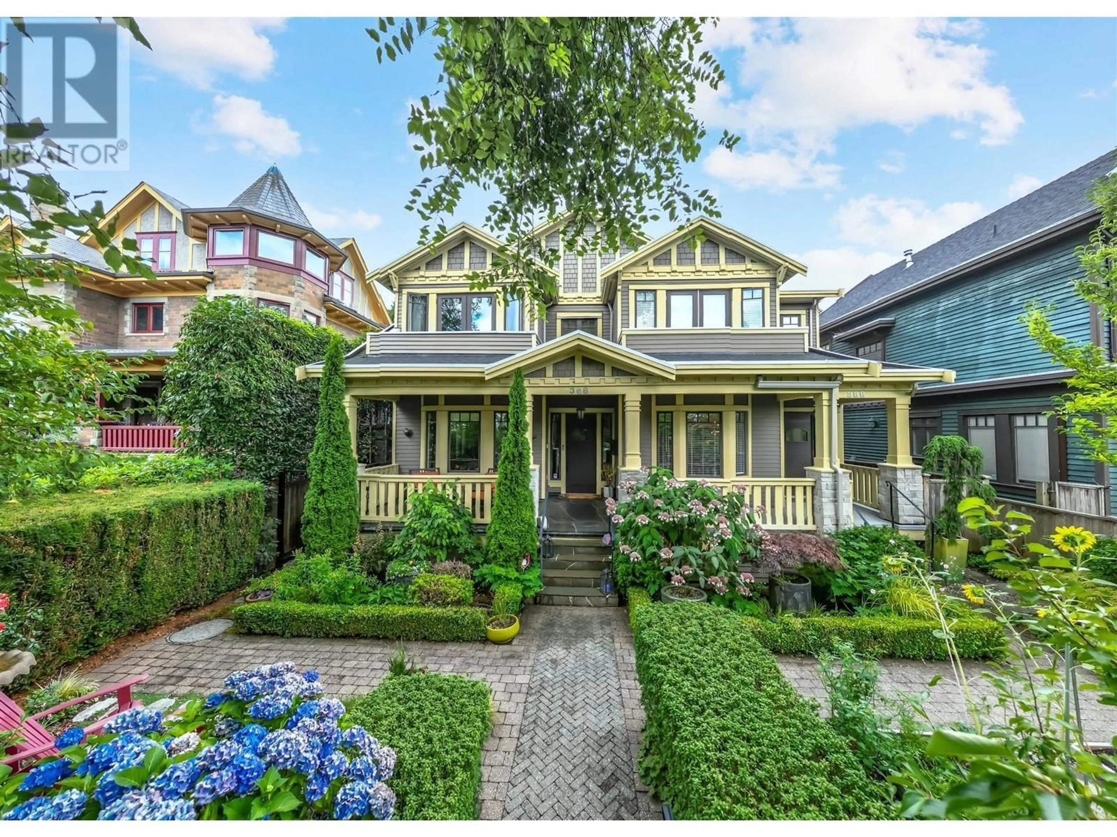 Home with brick exterior material, street for 368 11TH AVENUE, Vancouver British Columbia V5Y1T2