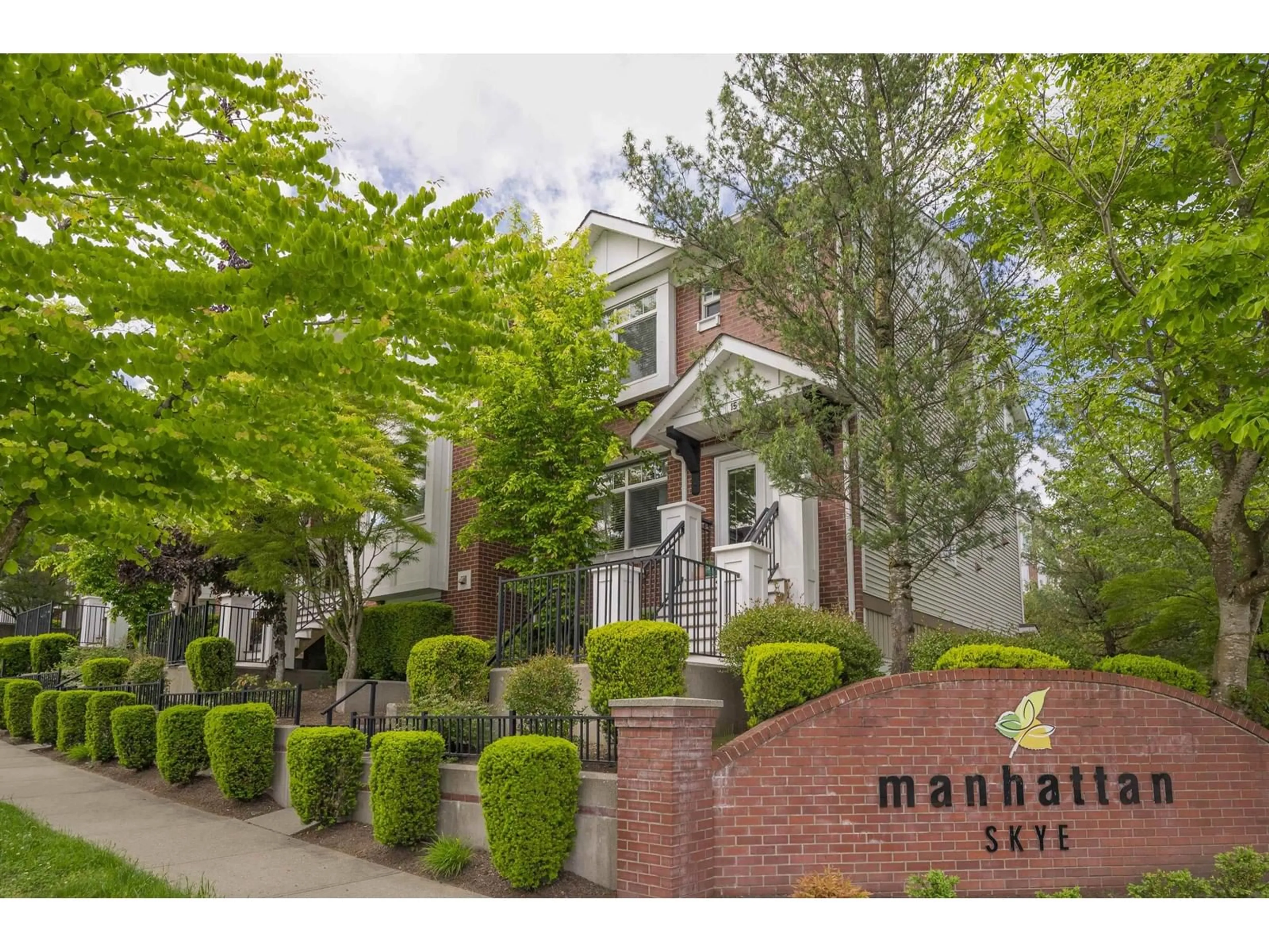 Home with brick exterior material, mountain view for 15 - 19551 66, Surrey British Columbia V4N0Z5