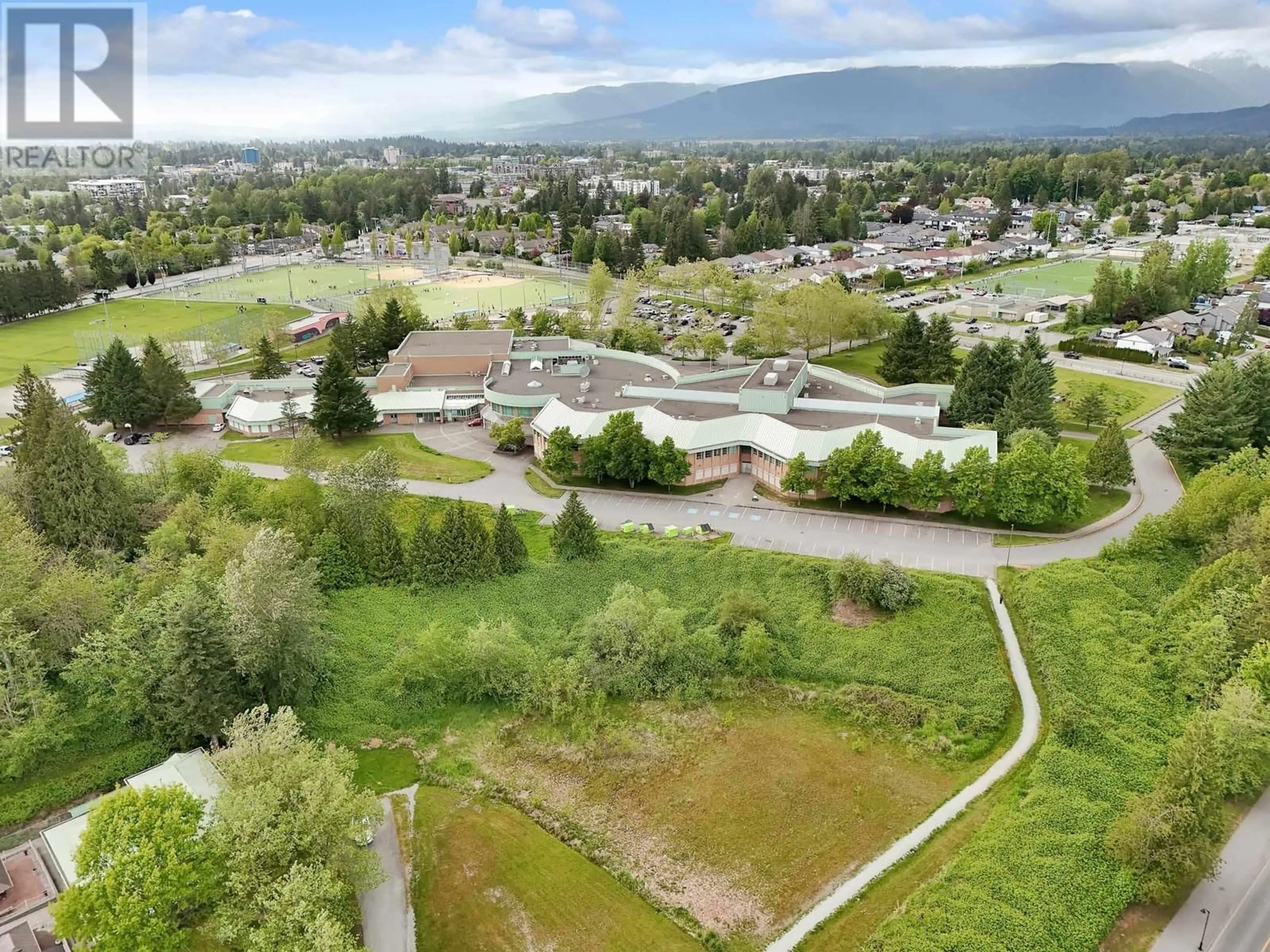 A pic from outside/outdoor area/front of a property/back of a property/a pic from drone, mountain view for 52 - 11282 COTTONWOOD DRIVE, Maple Ridge British Columbia V2X8W8