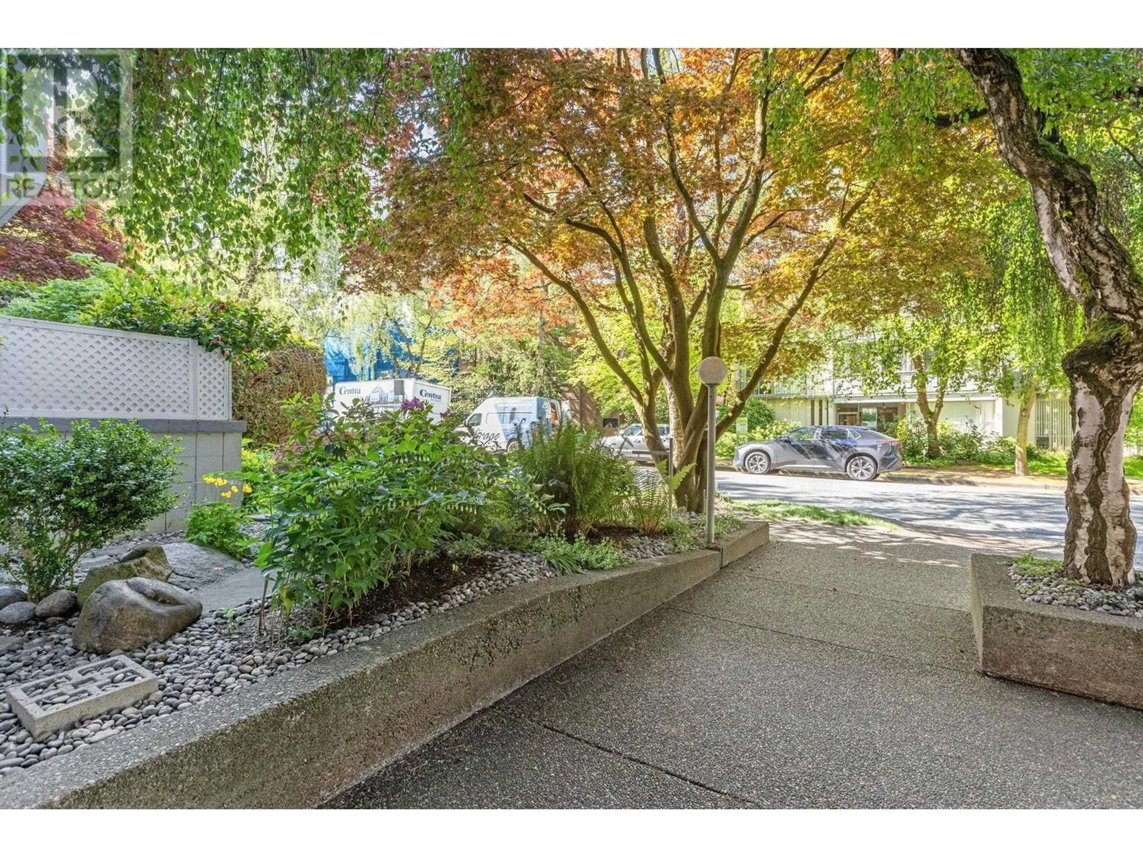 Patio, street for 1001 - 1967 BARCLAY STREET, Vancouver British Columbia V6G1L1