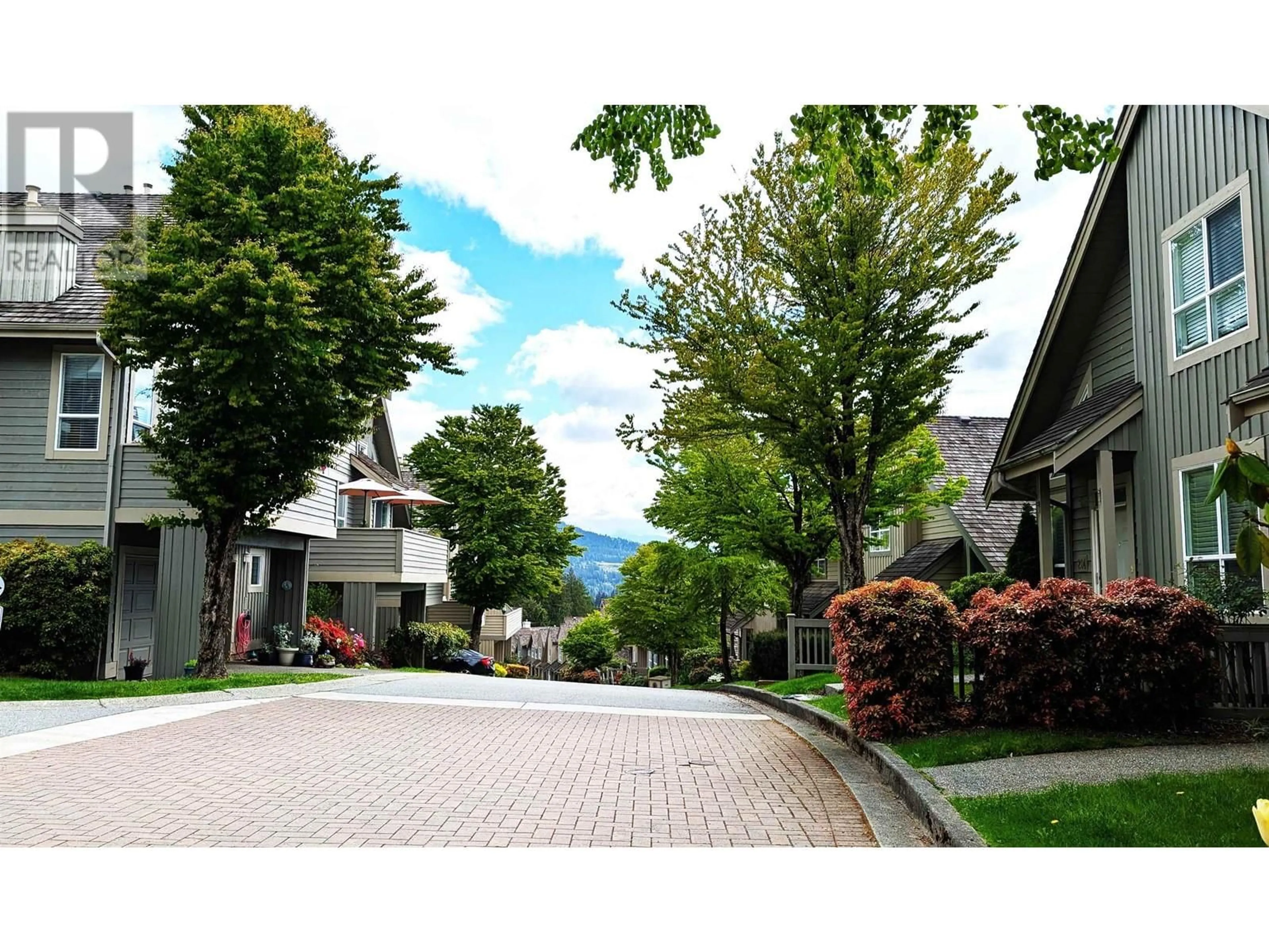 Patio, mountain view for 209 - 1465 PARKWAY BOULEVARD, Coquitlam British Columbia V3E3E6
