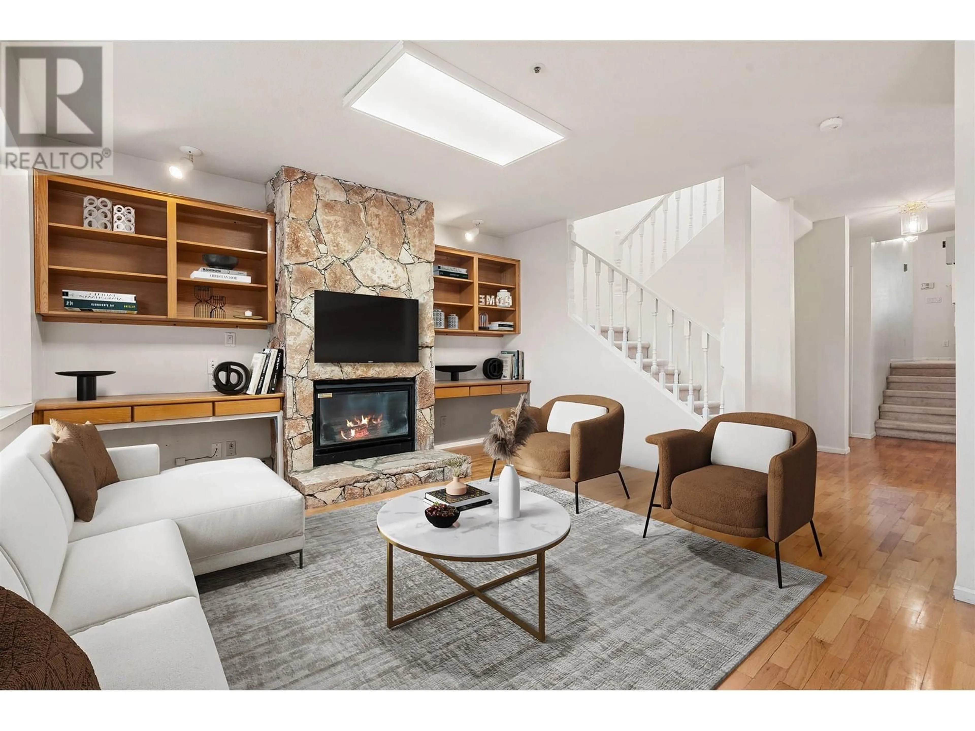 Living room with furniture, unknown for 5543 FLEMING STREET, Vancouver British Columbia V5P3G1