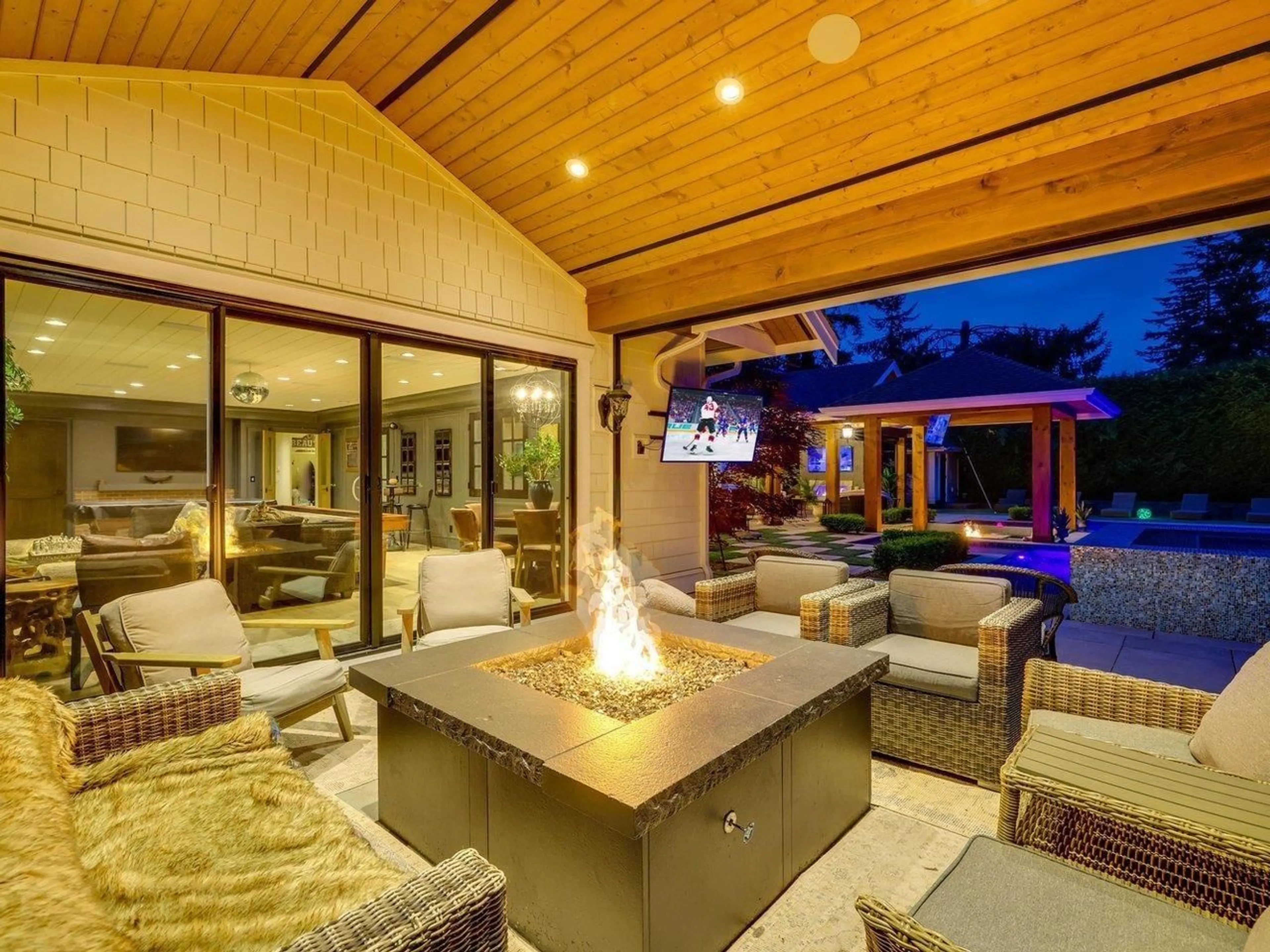 Patio, unknown for 2669 171, Surrey British Columbia V3Z0B3