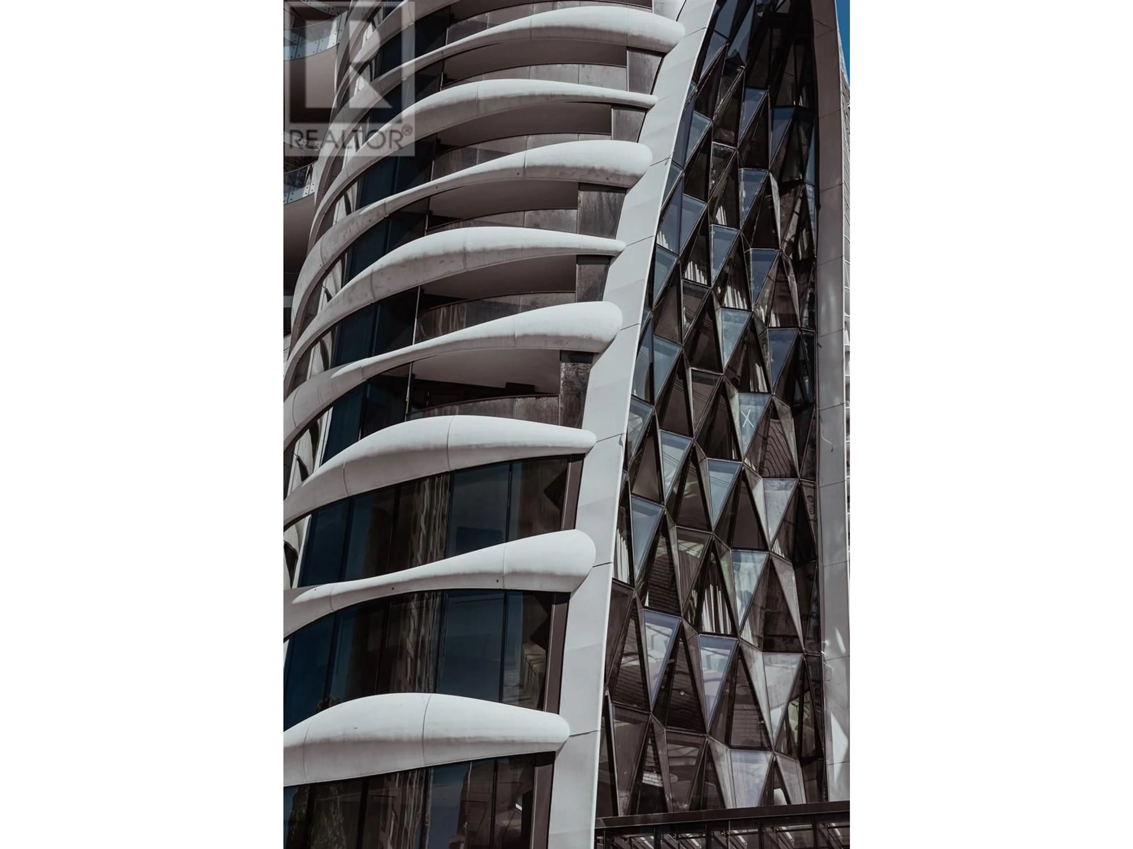 Stairs for 1204 - 1033 NELSON STREET, Vancouver British Columbia V6E0E5
