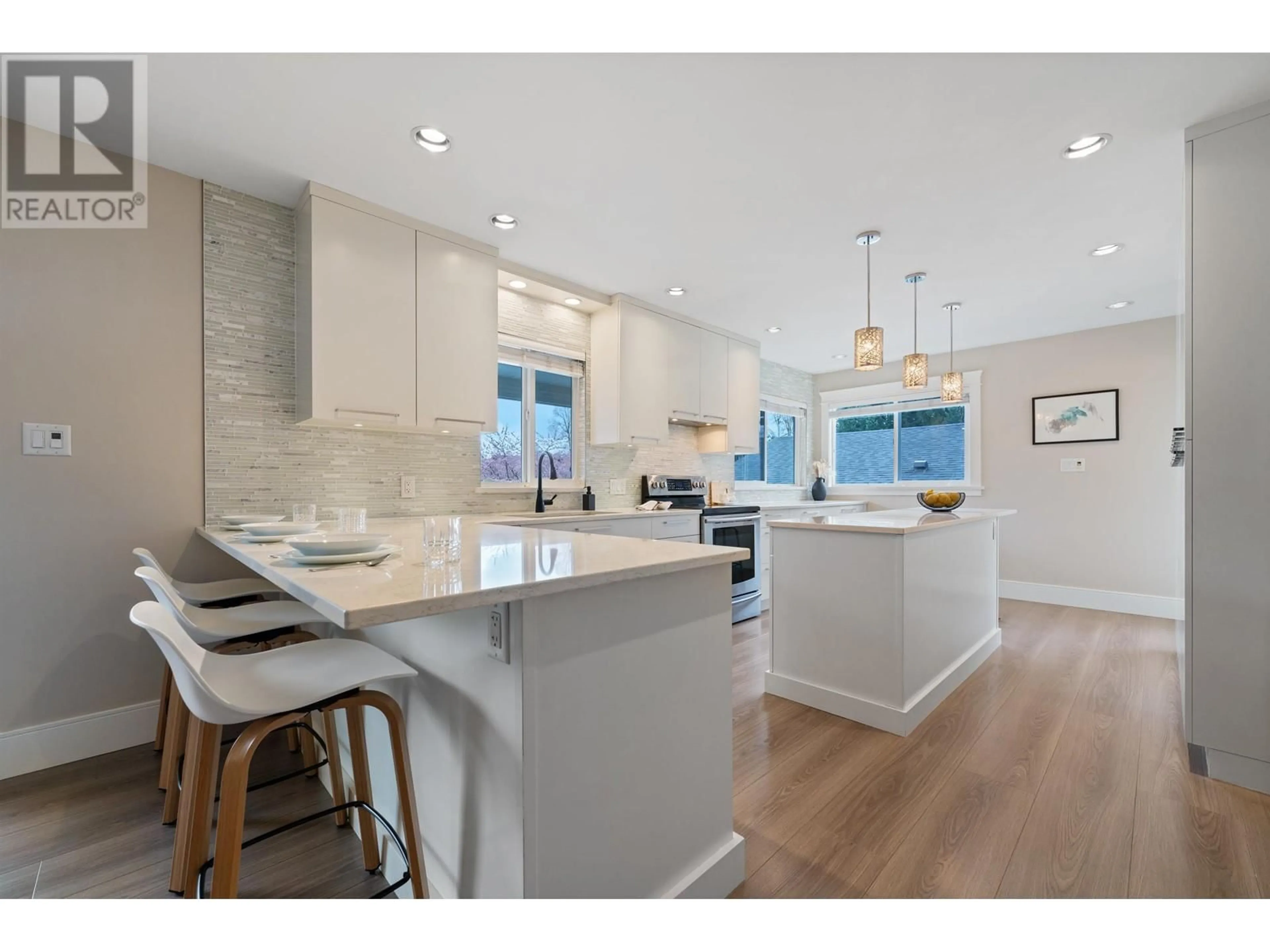 Open concept kitchen, unknown for 1281 MARSDEN COURT, Burnaby British Columbia V5A3K2