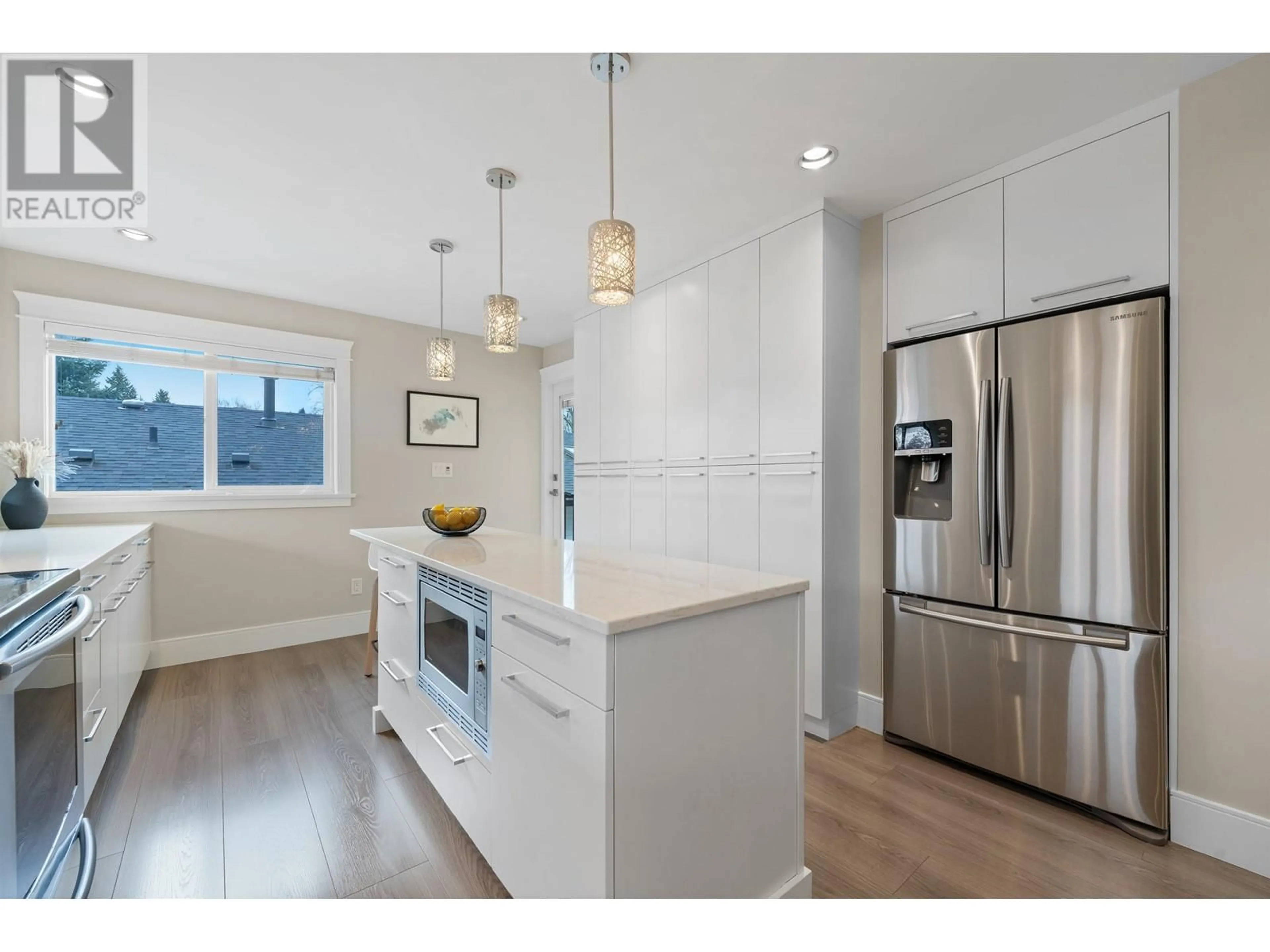 Open concept kitchen, unknown for 1281 MARSDEN COURT, Burnaby British Columbia V5A3K2