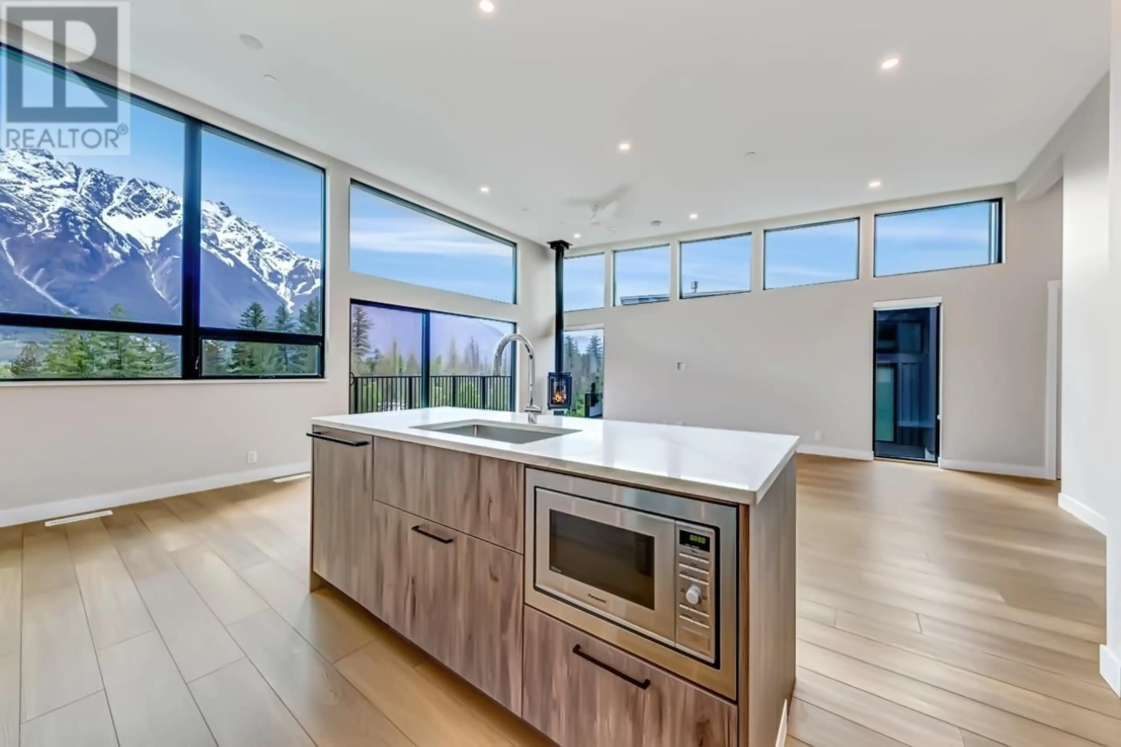 Open concept kitchen, unknown for 15 - 4000 SUNSTONE WAY, Pemberton British Columbia V0N2L3
