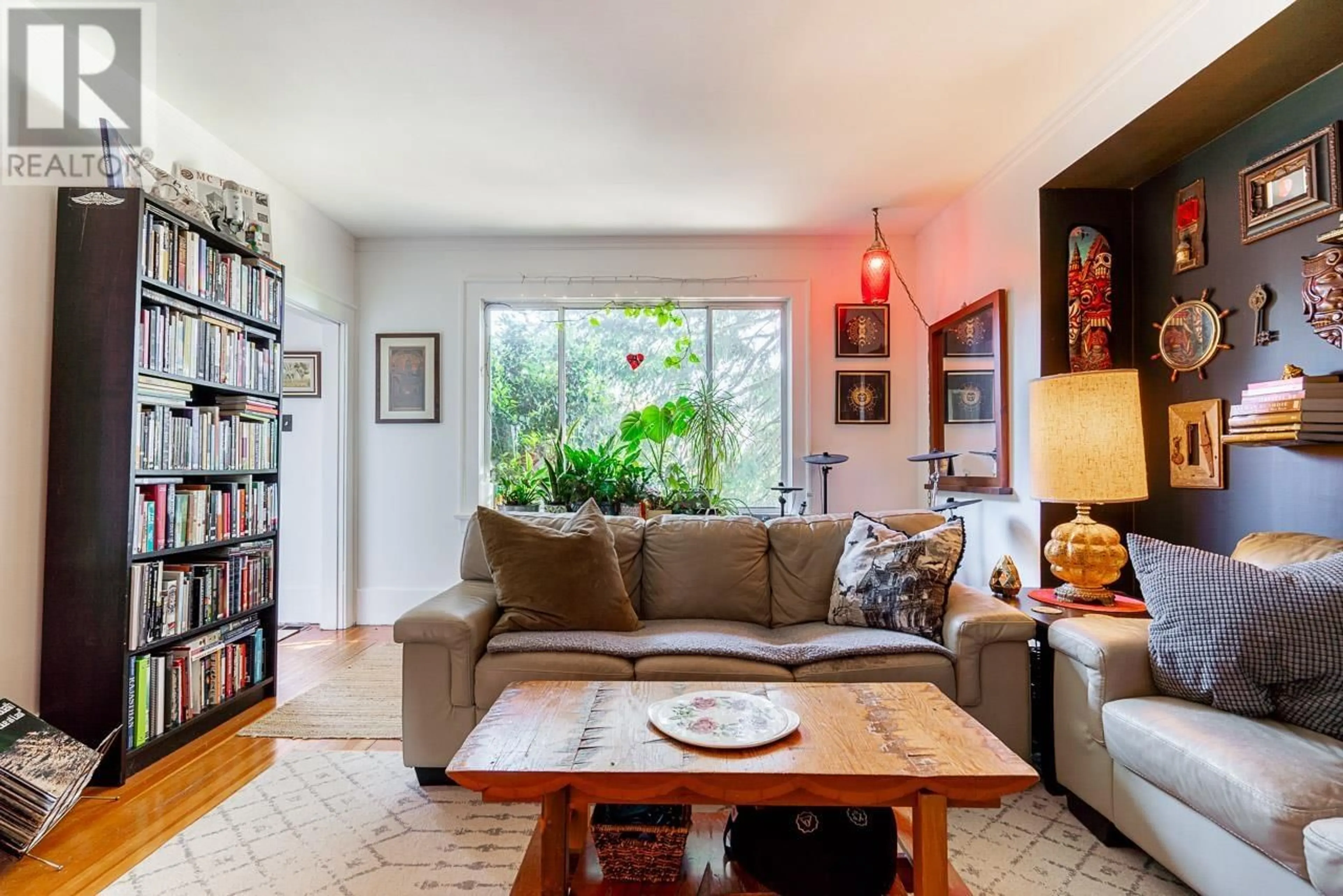 Living room with furniture, unknown for 3633 OXFORD STREET, Vancouver British Columbia V5K1P4