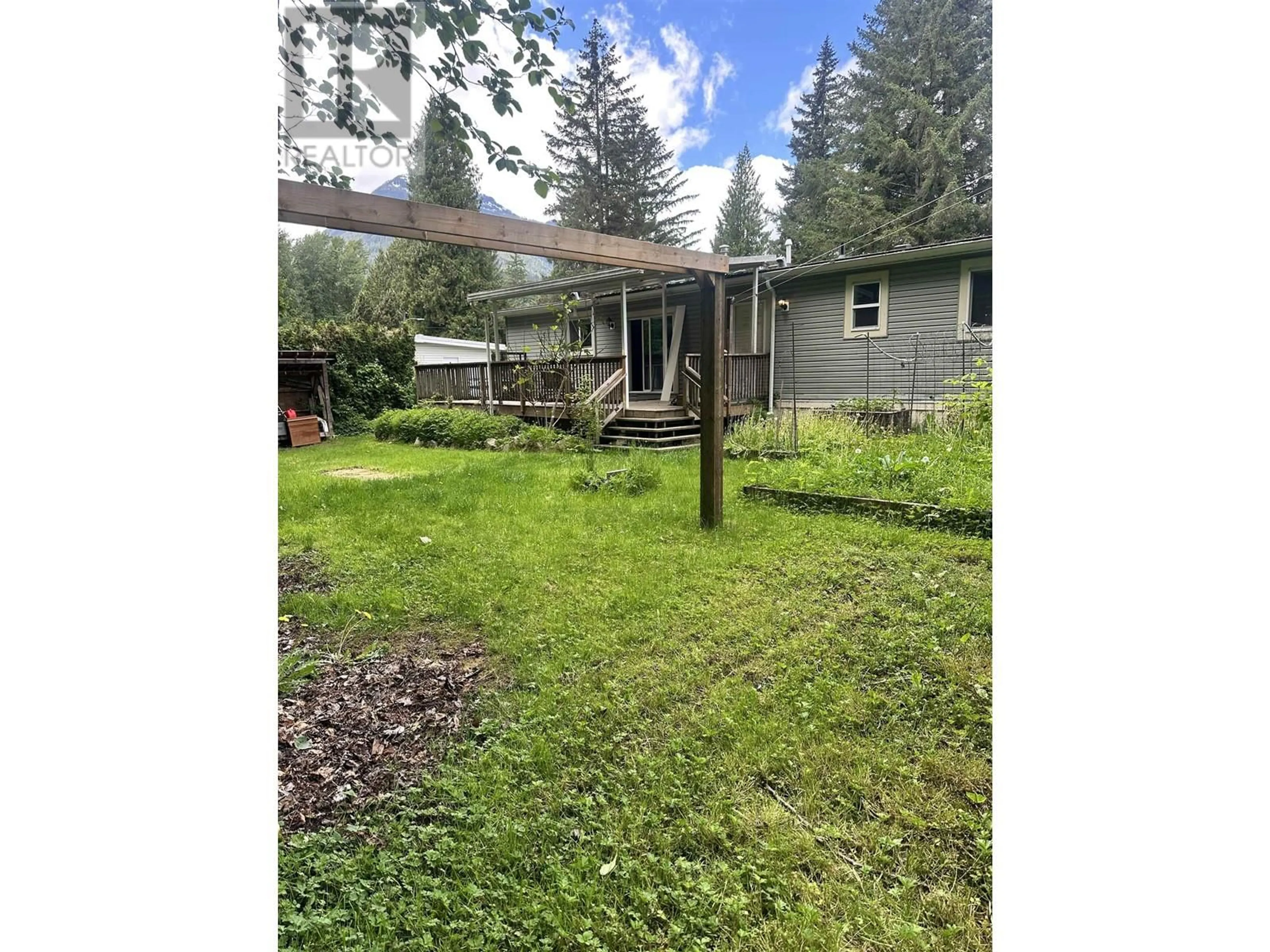 Shed for 131 - 1830 MAMQUAM ROAD, Squamish British Columbia V8B0L8