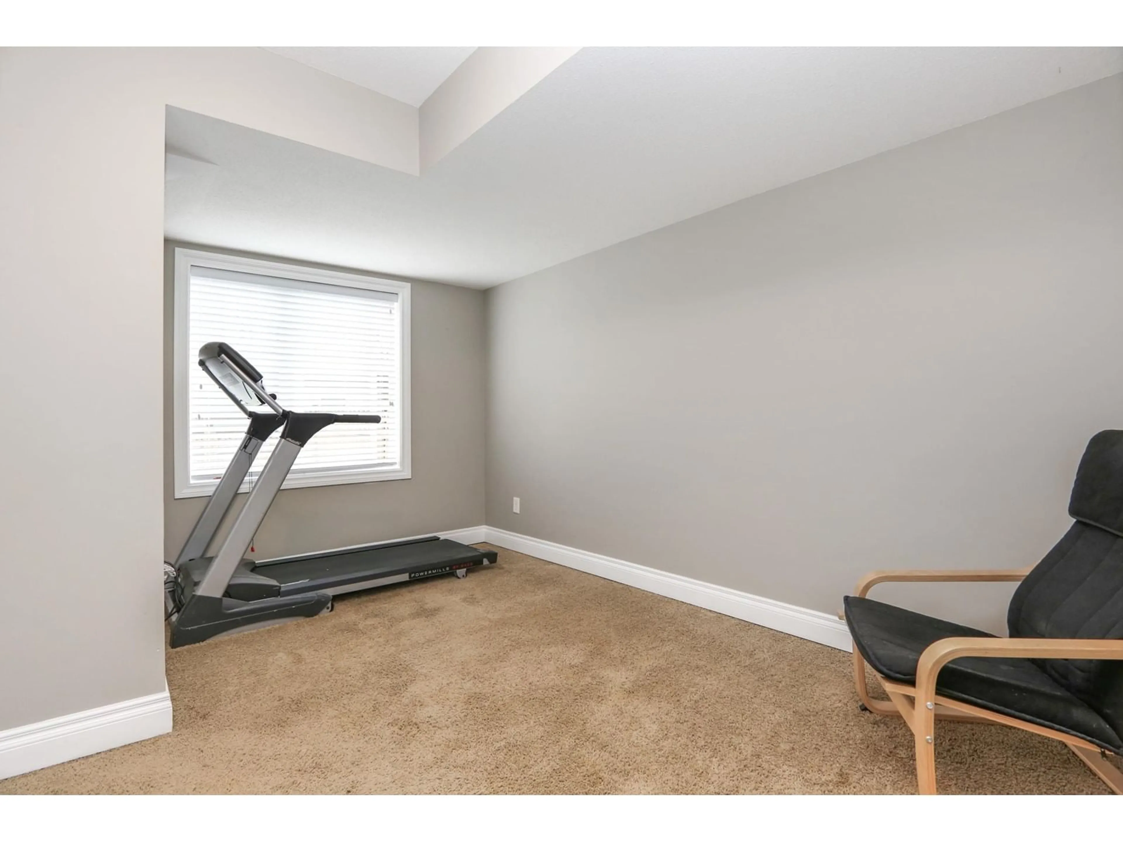 A pic of a room for 49 - 6498 SOUTHDOWNE PLACE, Chilliwack British Columbia V2R0K3