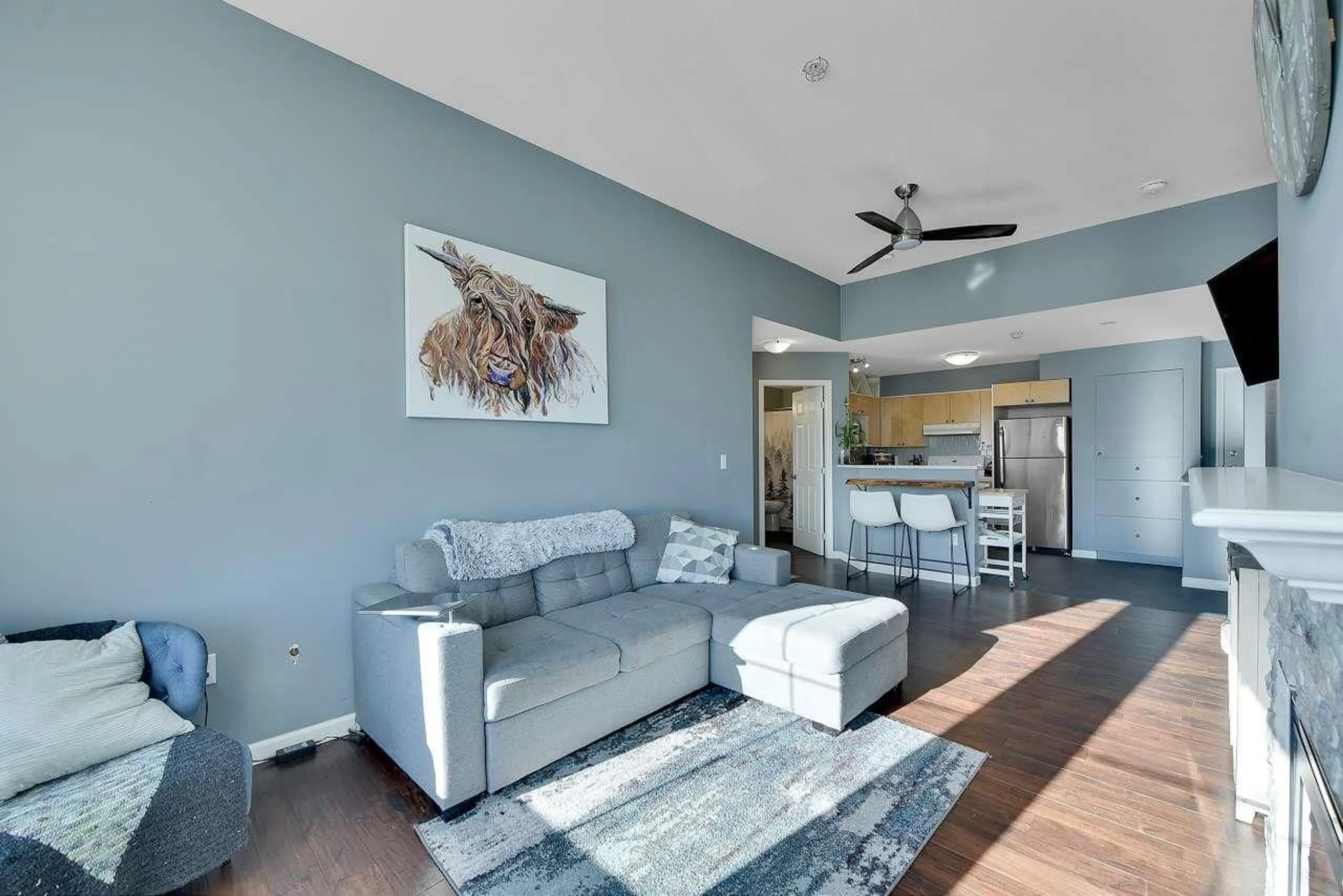 Living room with furniture, unknown for 312 - 33599 2ND, Mission British Columbia V2V6J3