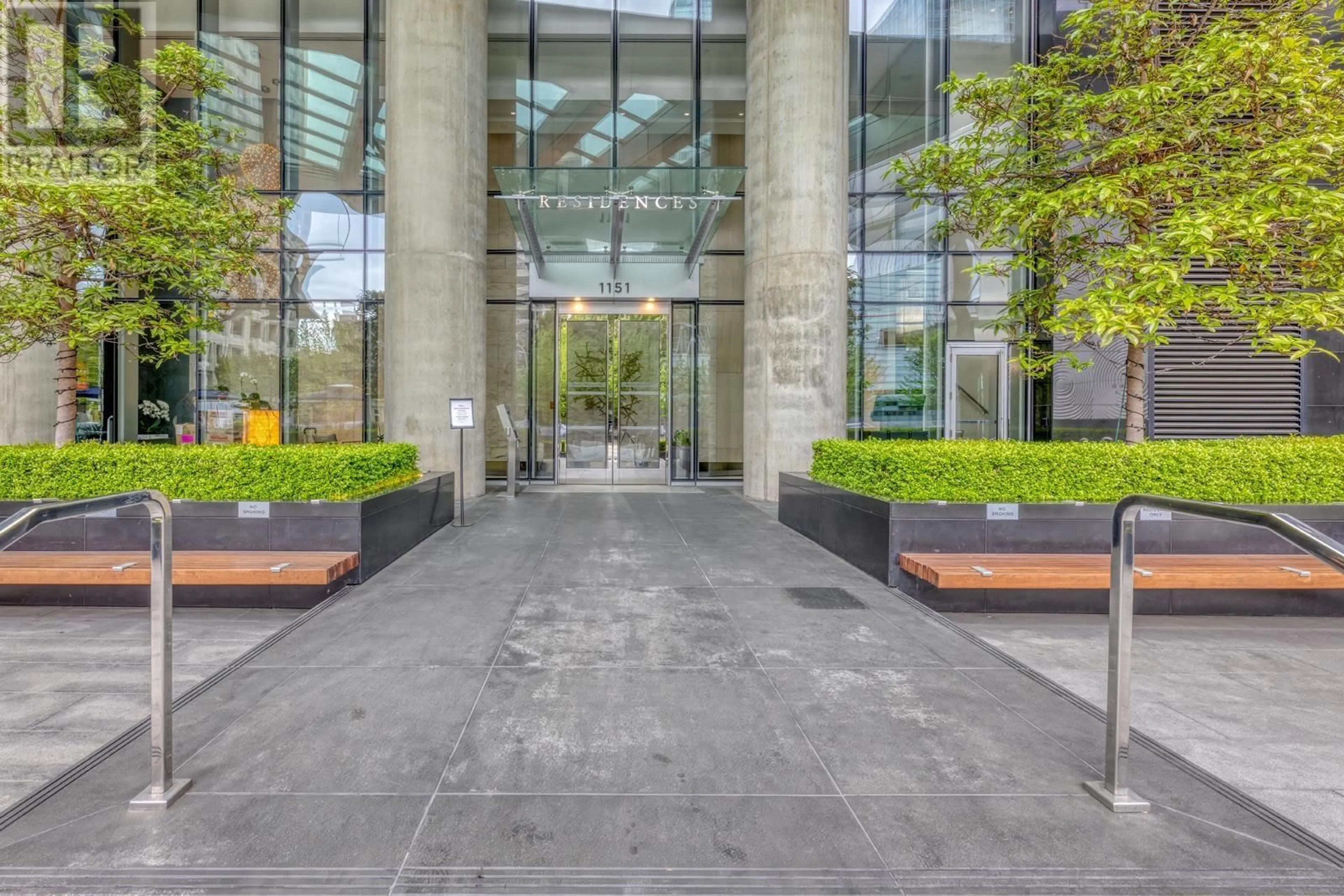 Indoor foyer for 5601 - 1151 GEORGIA STREET, Vancouver British Columbia V6E0B3