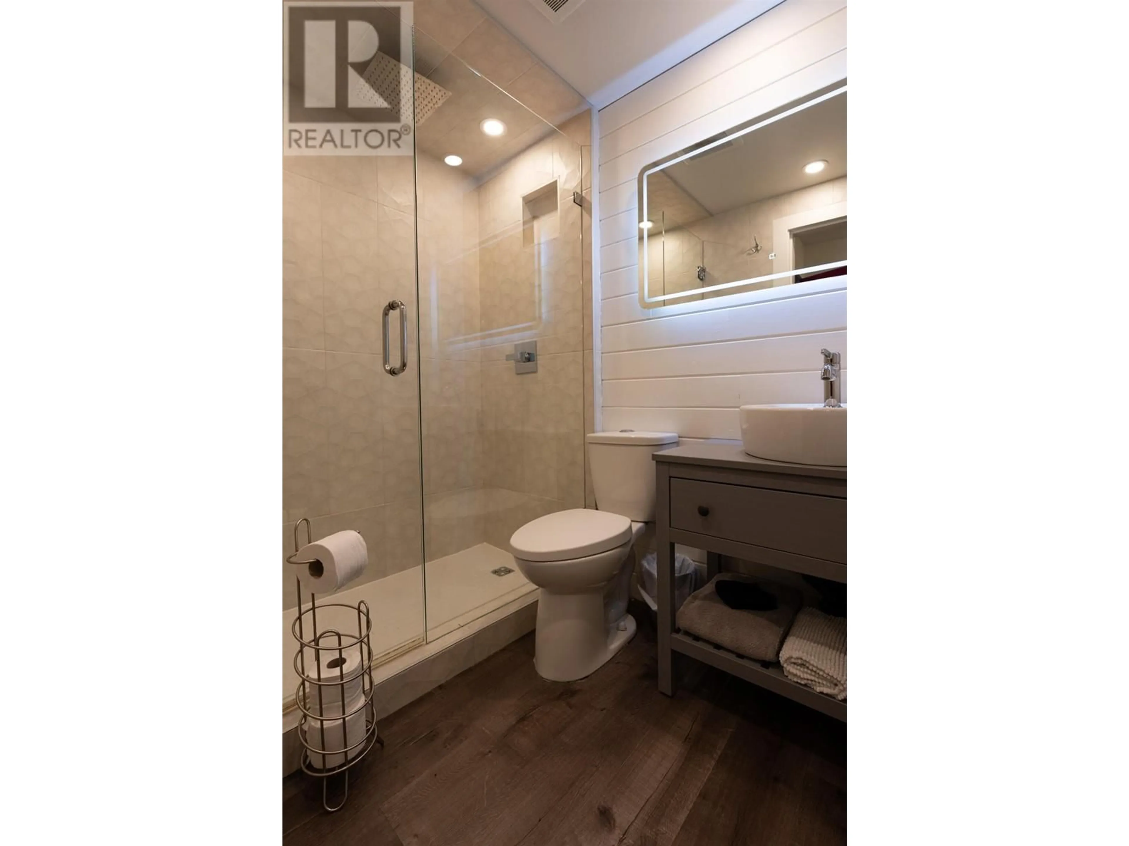 Standard bathroom, unknown for 8 - 2213 MARMOT PLACE, Whistler British Columbia V8E0H3