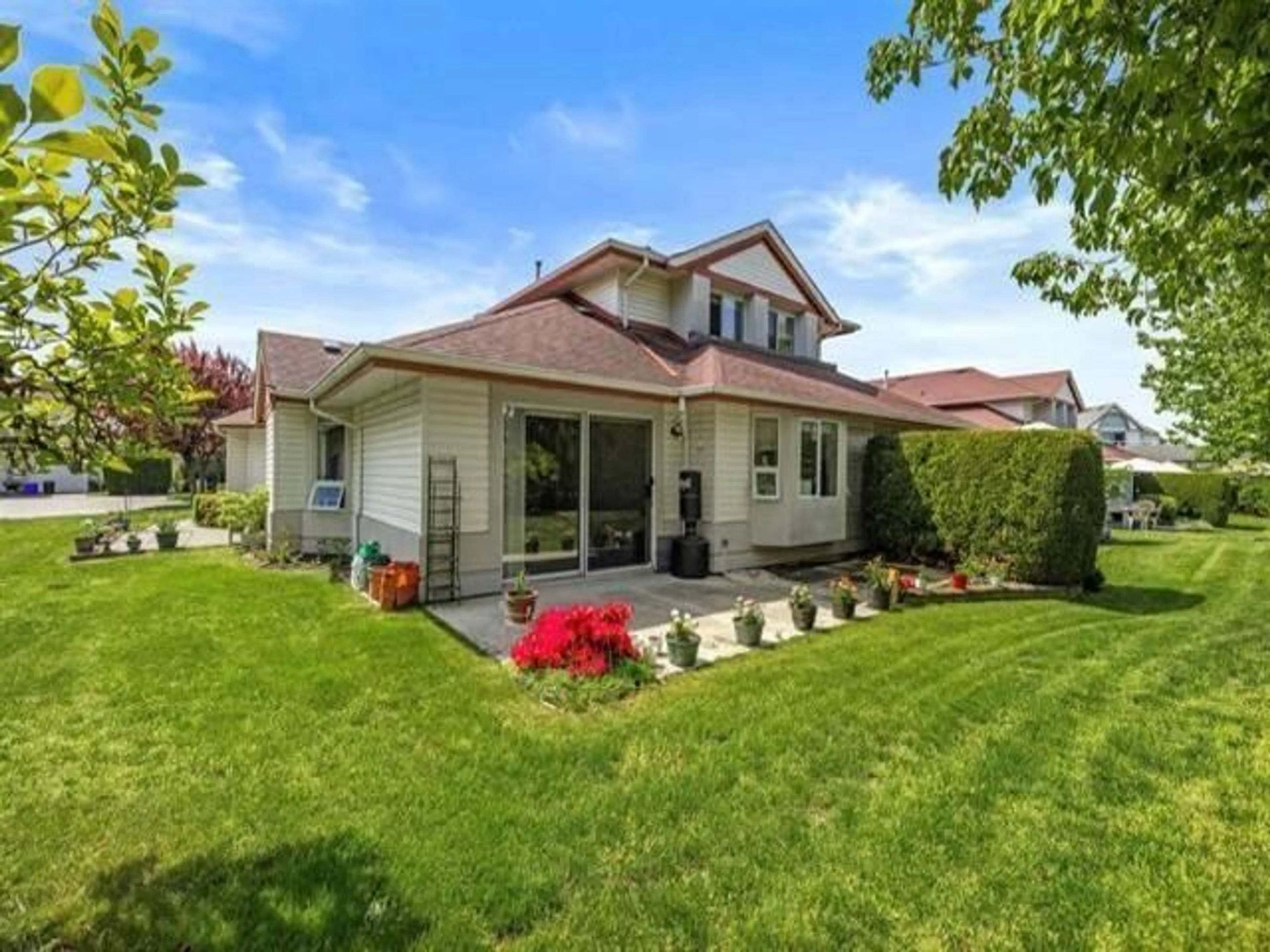 Unknown for 4 - 31406 UPPER MACLURE, Abbotsford British Columbia V2T5L8