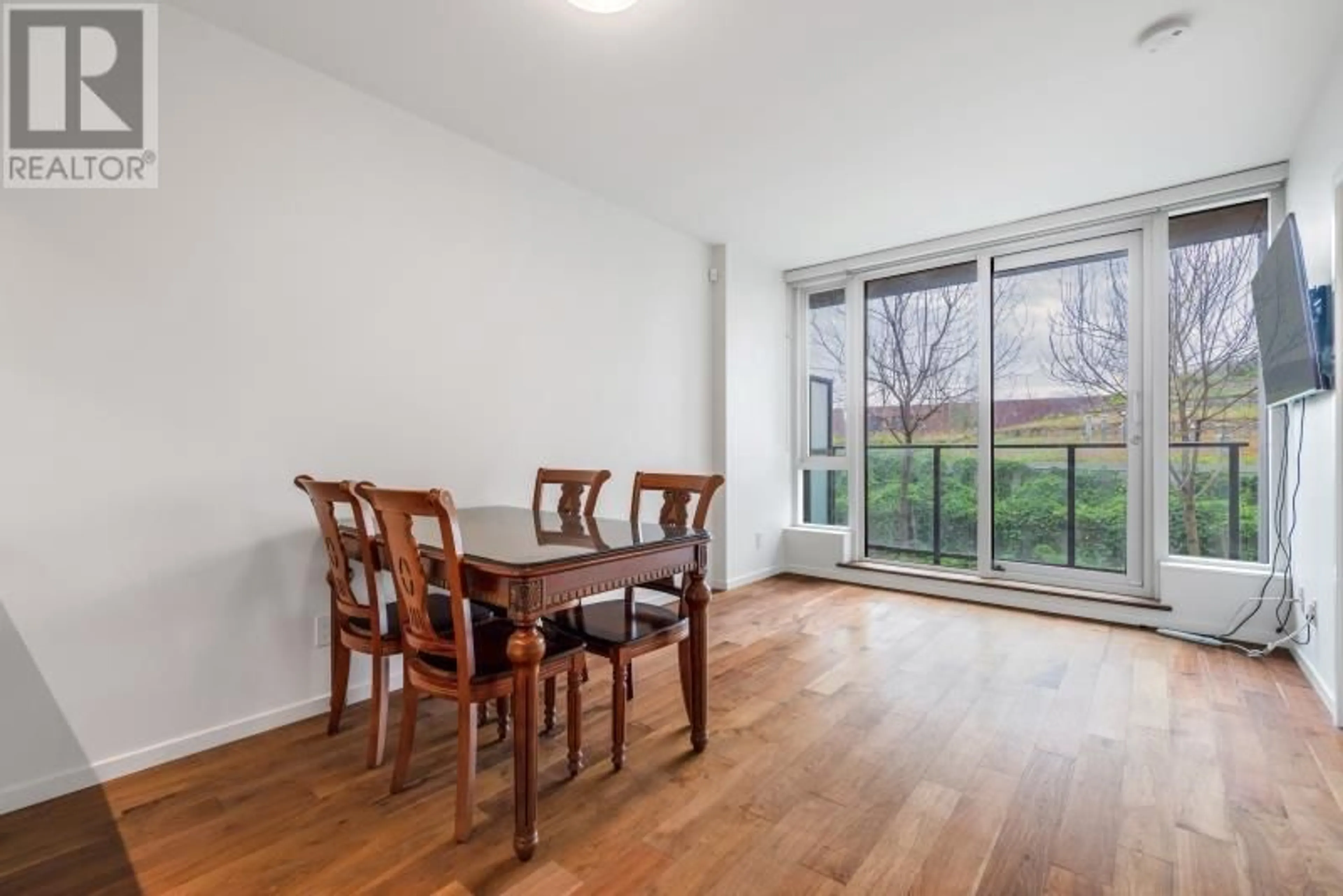 Dining room, wood/laminate floor for 612 - 8488 CORNISH STREET, Vancouver British Columbia V6P0C2