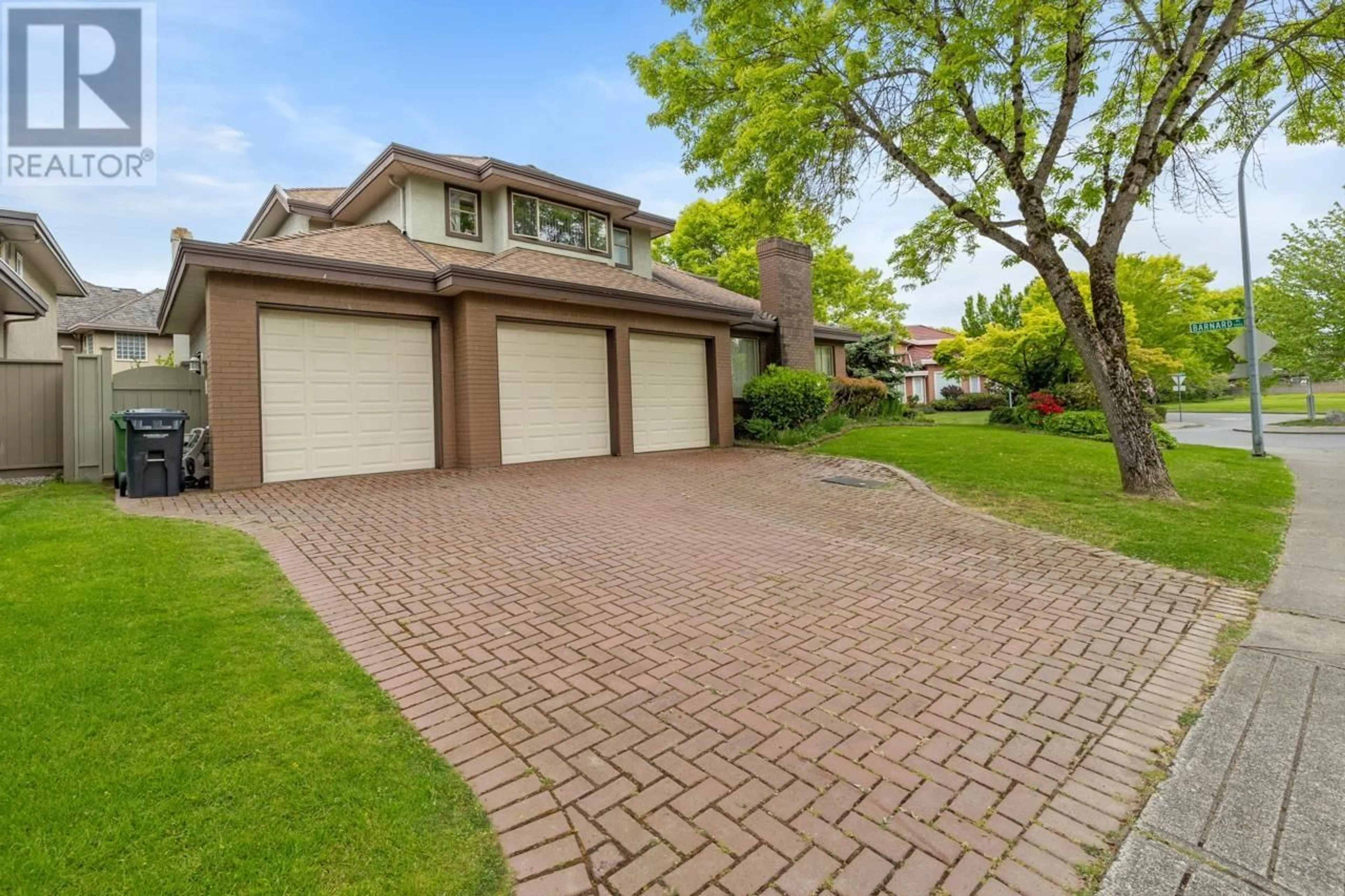 Unknown for 5602 BARNARD PLACE, Richmond British Columbia V7C5N4